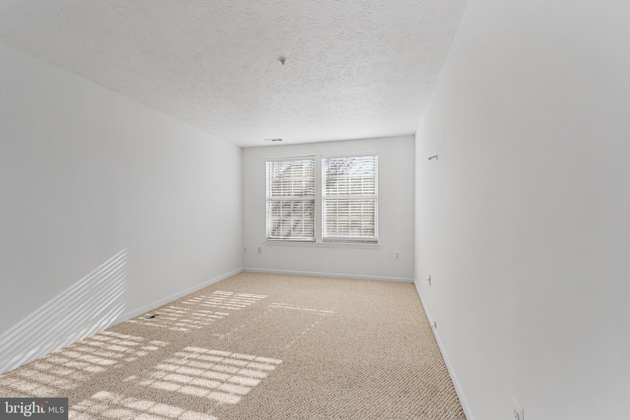 SOUTHFIELD - Residential Lease