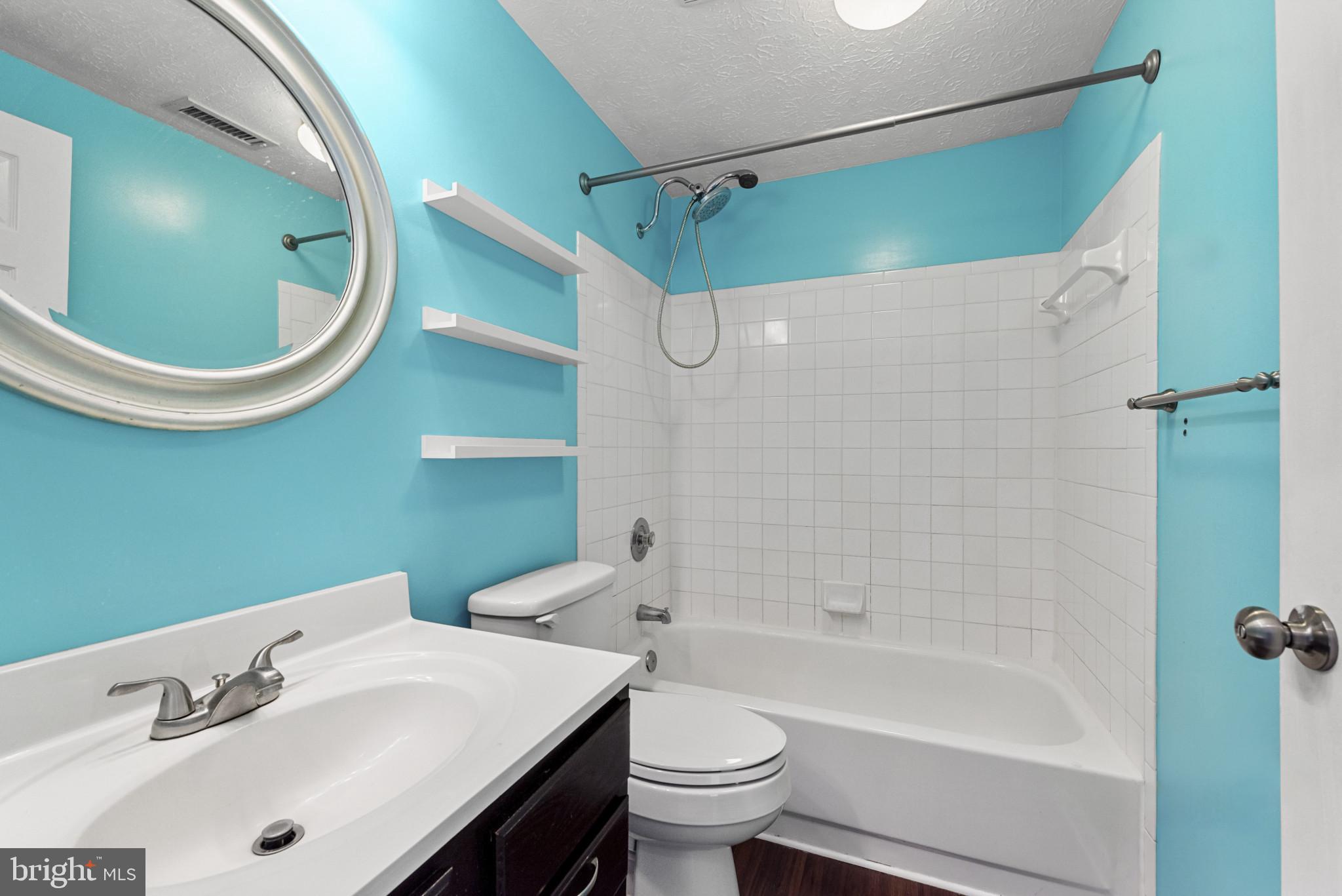 SOUTHFIELD - Residential Lease