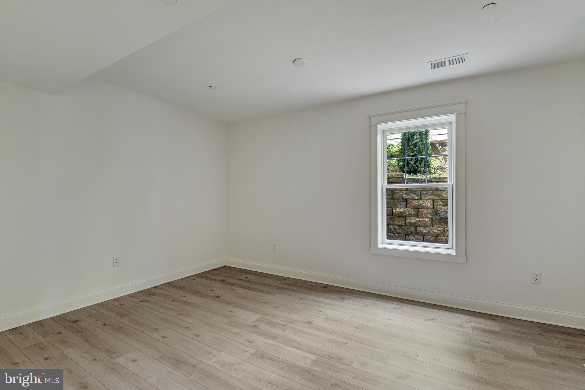 TRUXTON HEIGHTS - Residential