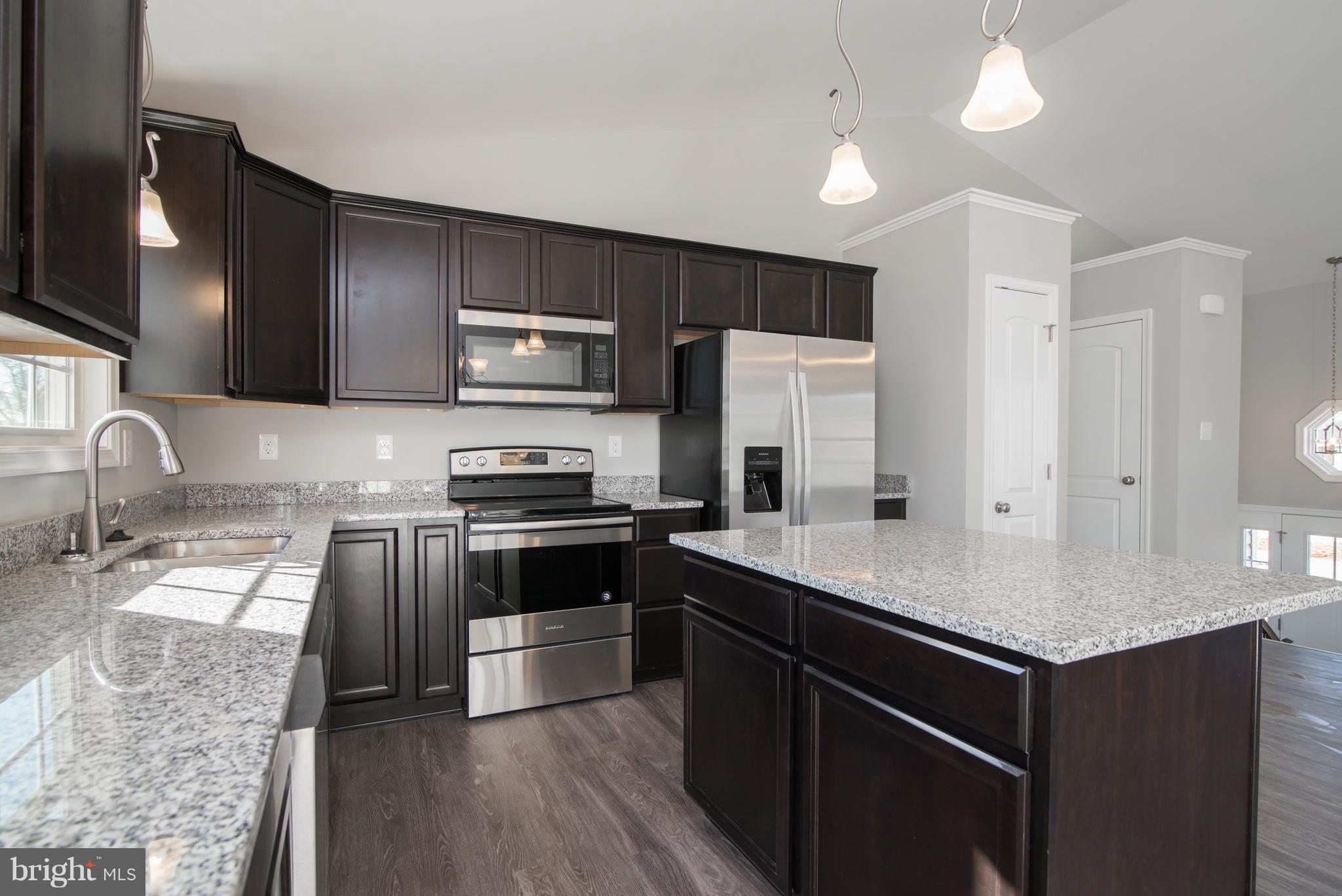 RED HILL - Residential