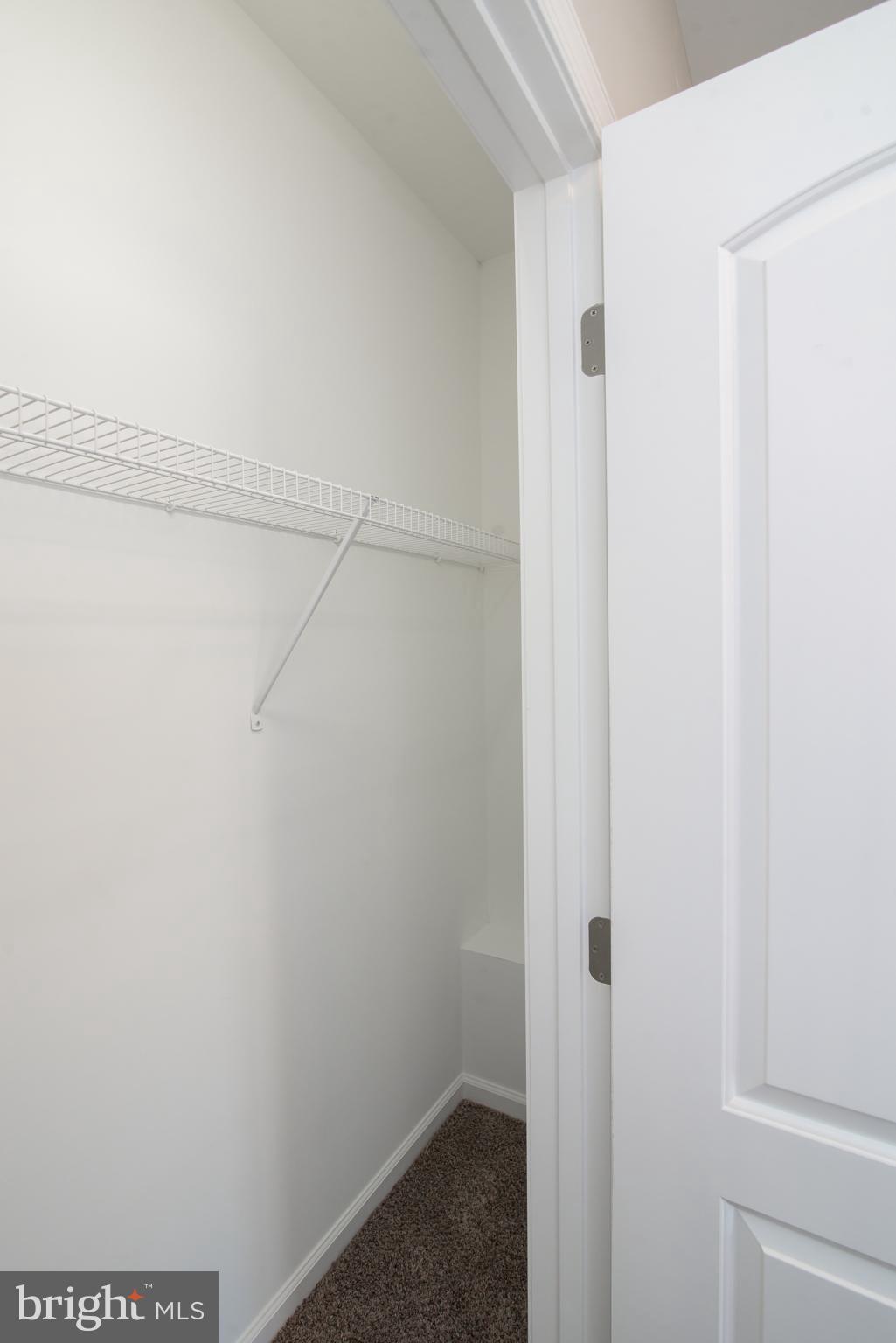 RED HILL - Residential