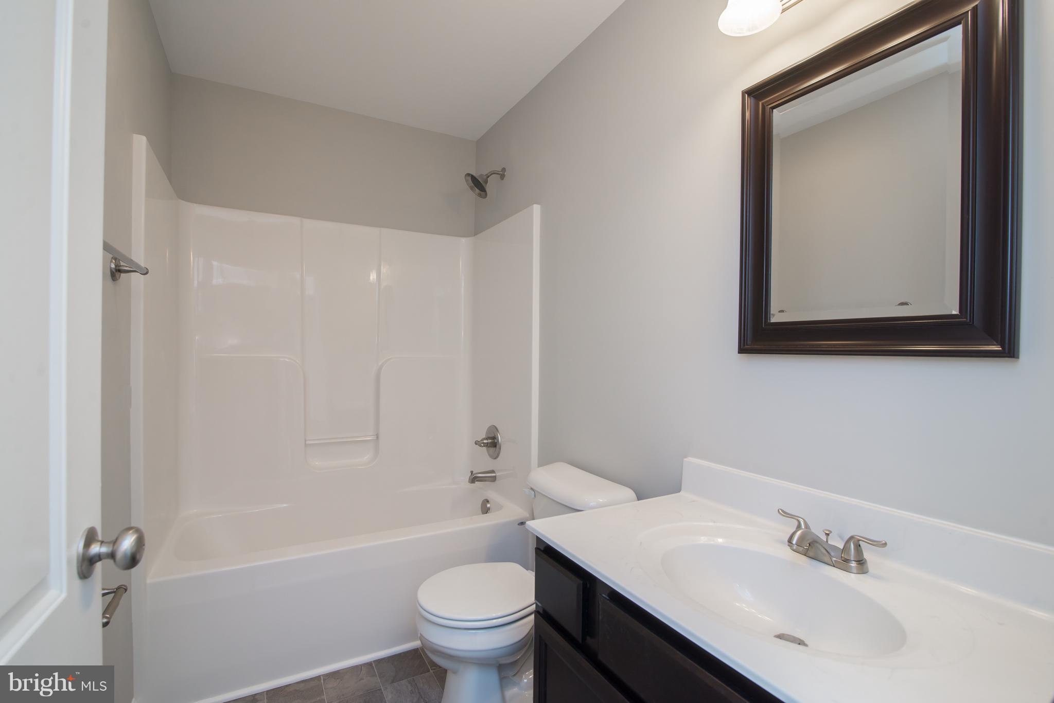 RED HILL - Residential