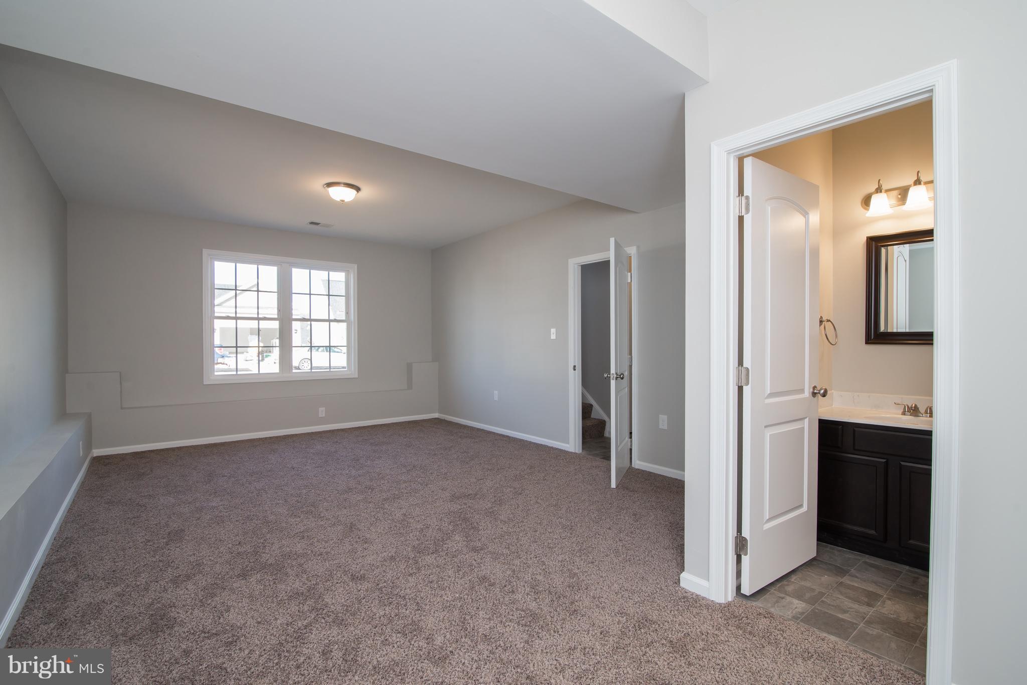 RED HILL - Residential