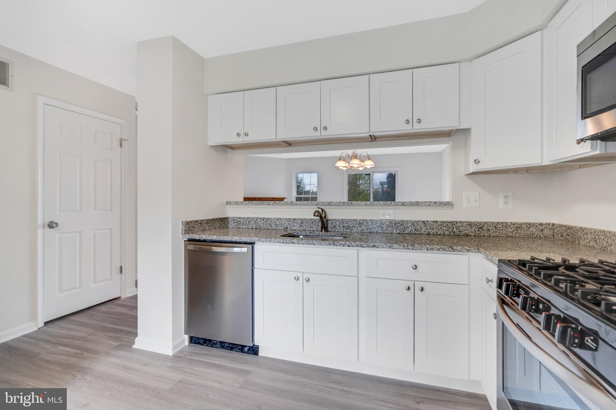 SUMMIT CREEK - Residential