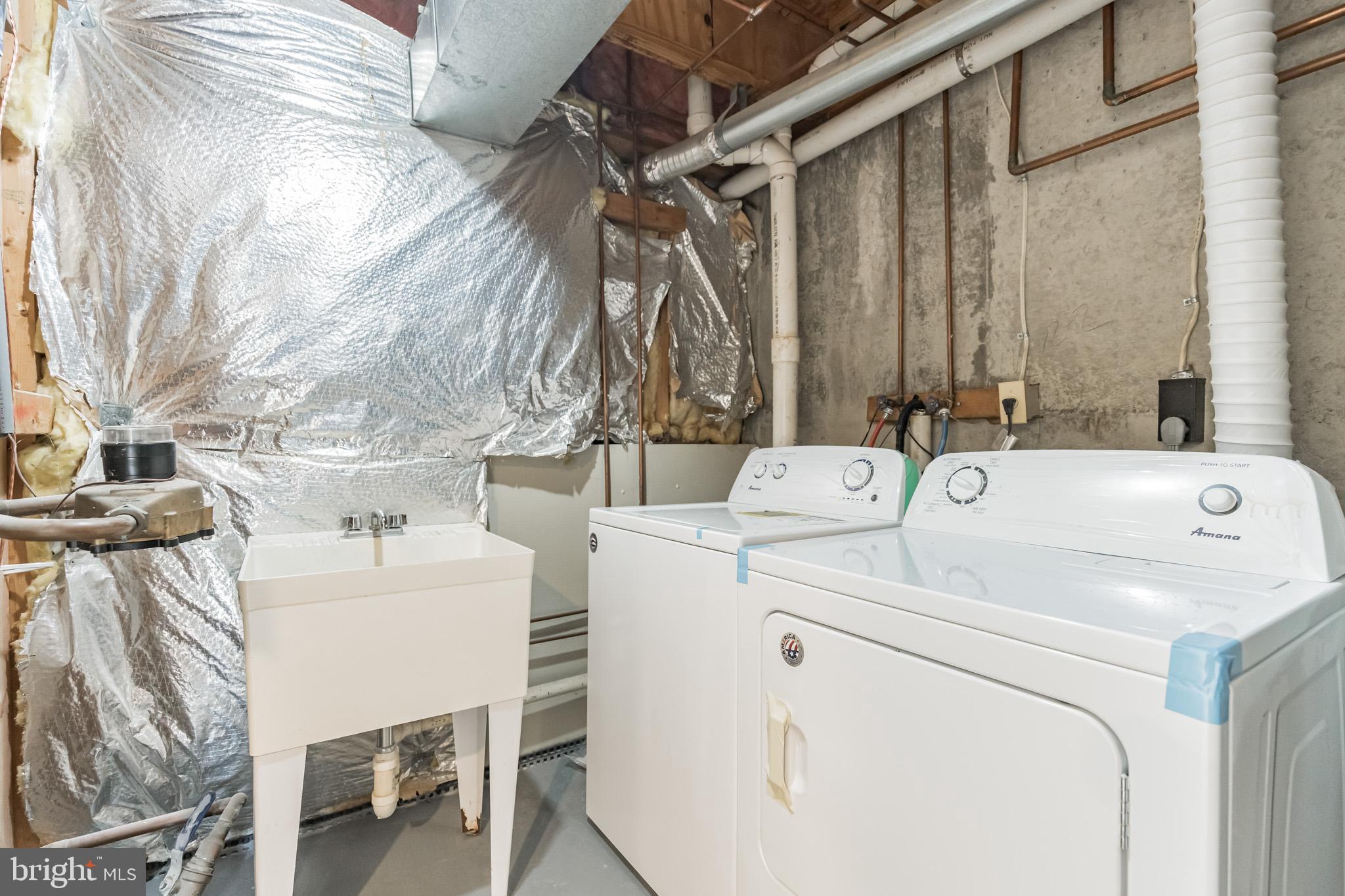 SUMMIT CREEK - Residential