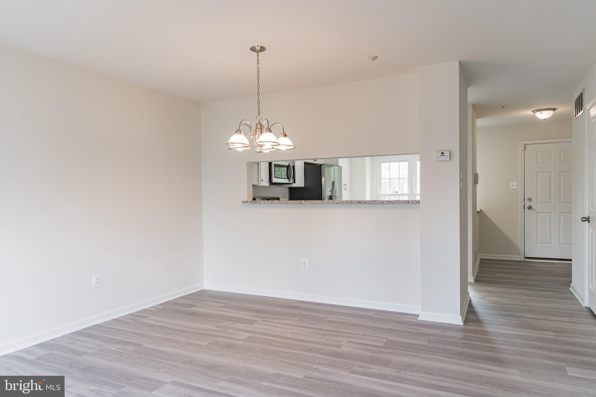 SUMMIT CREEK - Residential