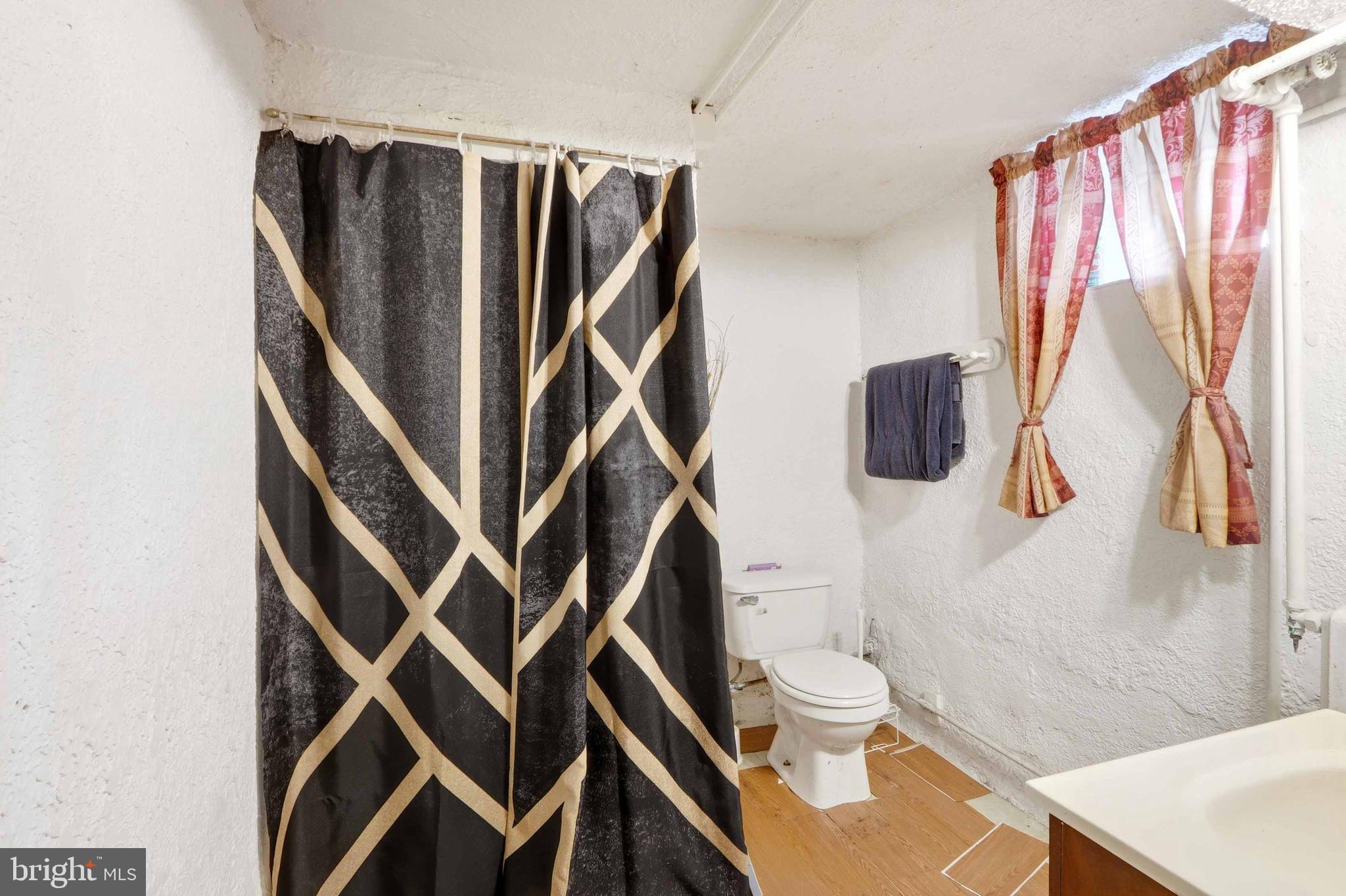 STONEWOOD-PENTWOOD-WINSTON - Residential