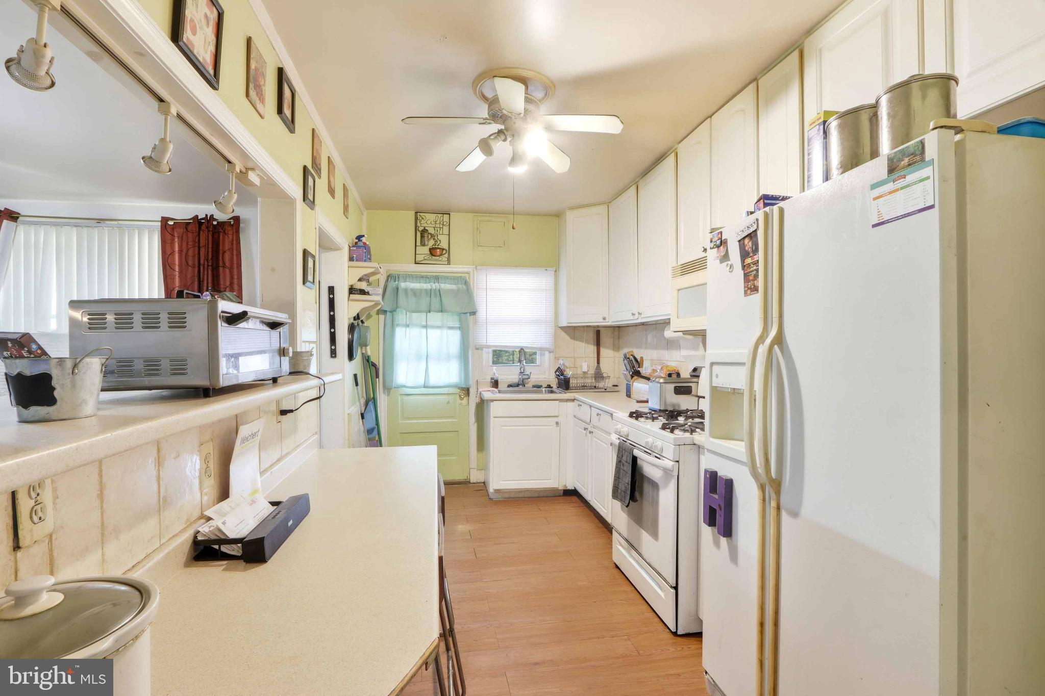 STONEWOOD-PENTWOOD-WINSTON - Residential