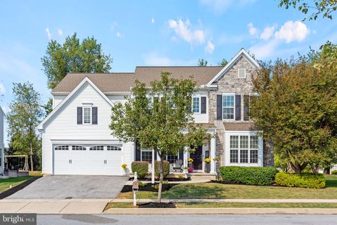 941 POWDER HORN DRIVE HUMMELSTOWN PA 17036