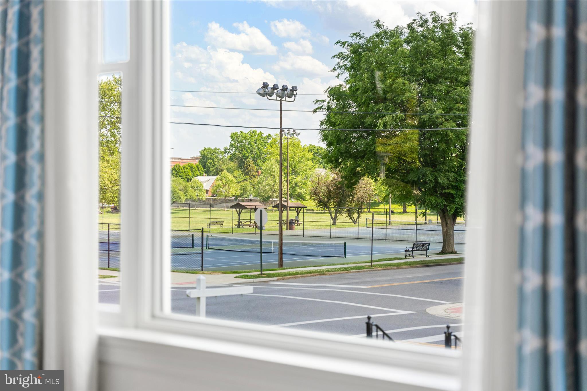 BAKER PARK - Residential