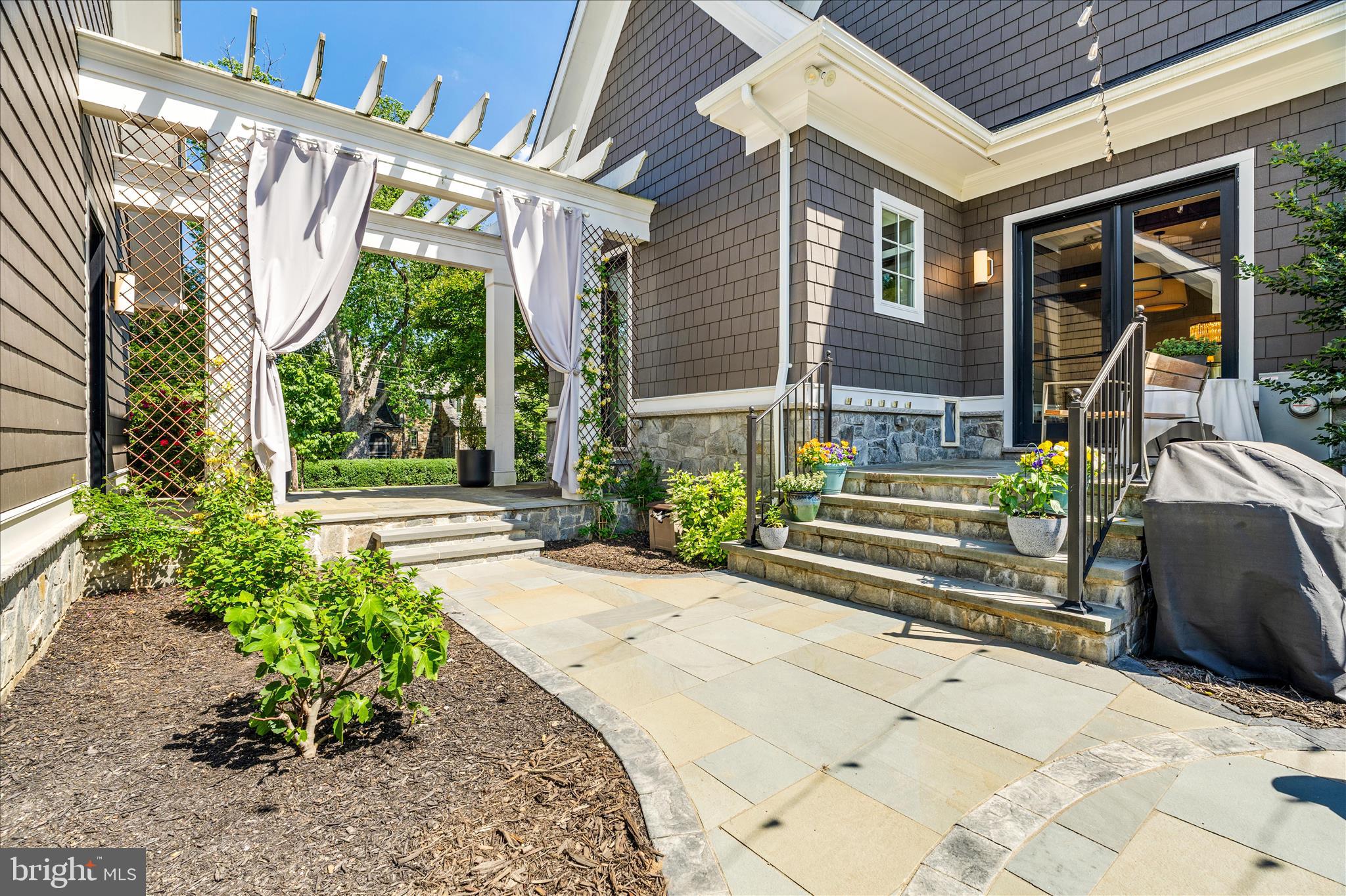 BAKER PARK - Residential