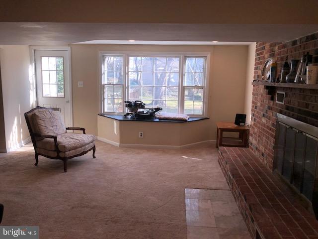 VIENNA WOODS - Residential