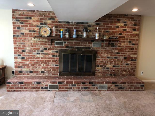 VIENNA WOODS - Residential