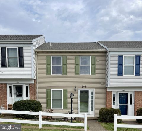 Photo of 604 Allenview Dr, MECHANICSBURG, PA 17055 (MLS # PACB2050506)