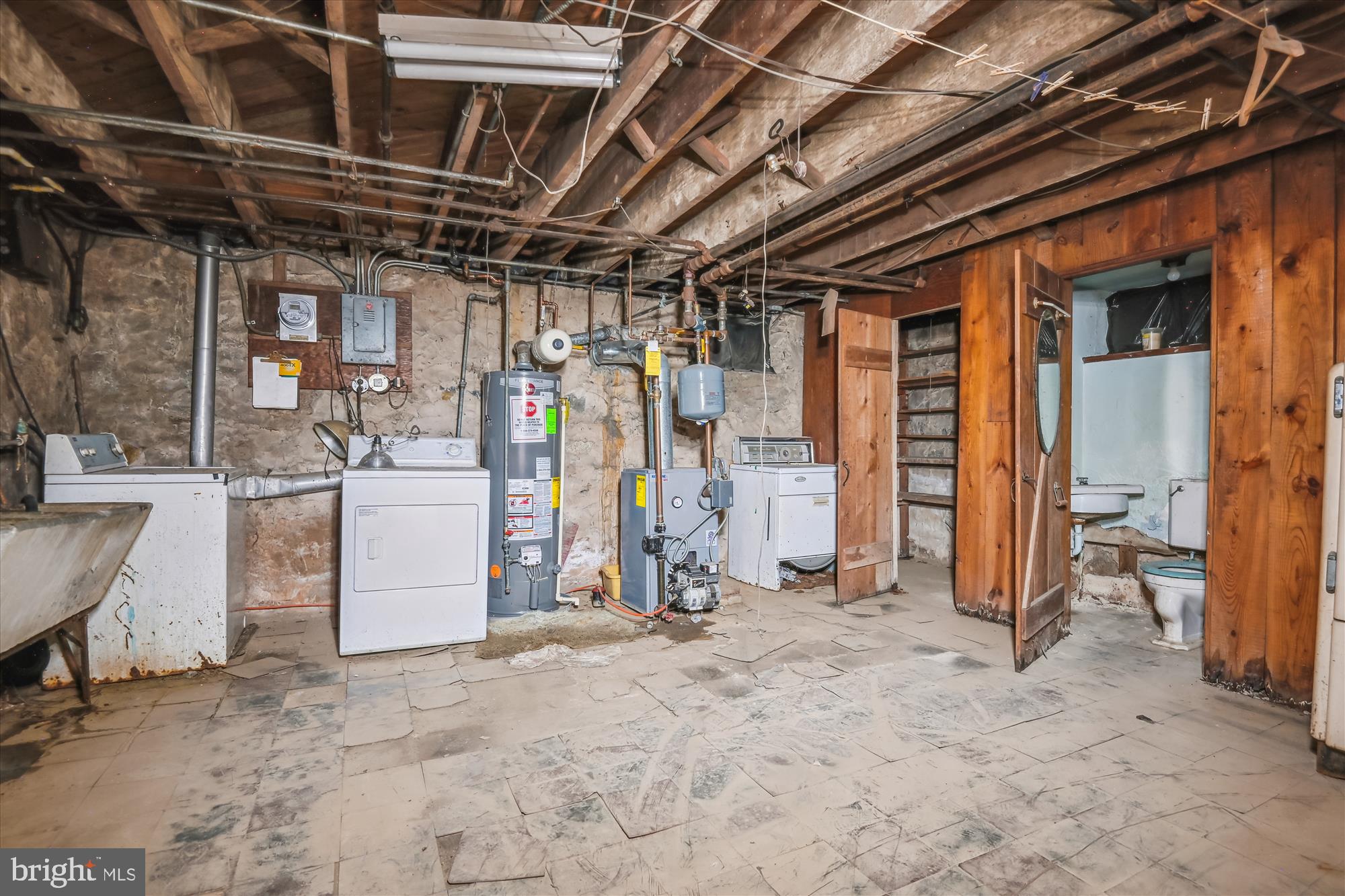 MOUNT WASHINGTON - Residential