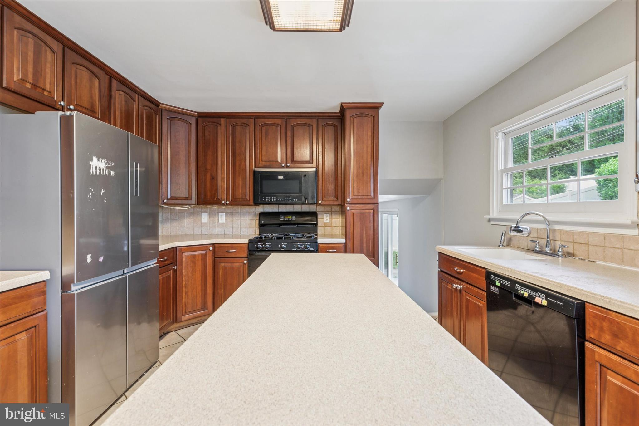 HENDERSON PARK - Residential