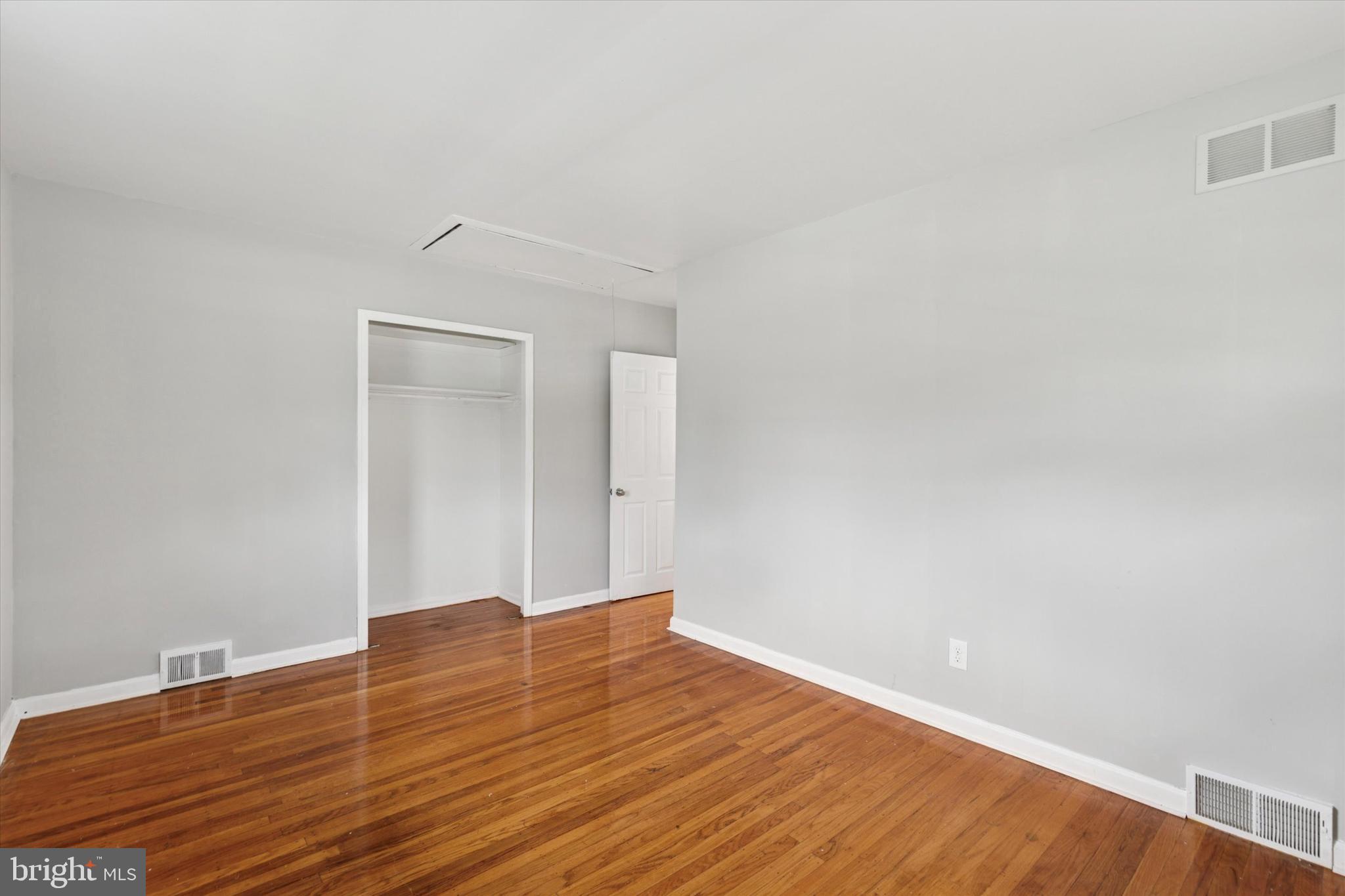 HENDERSON PARK - Residential