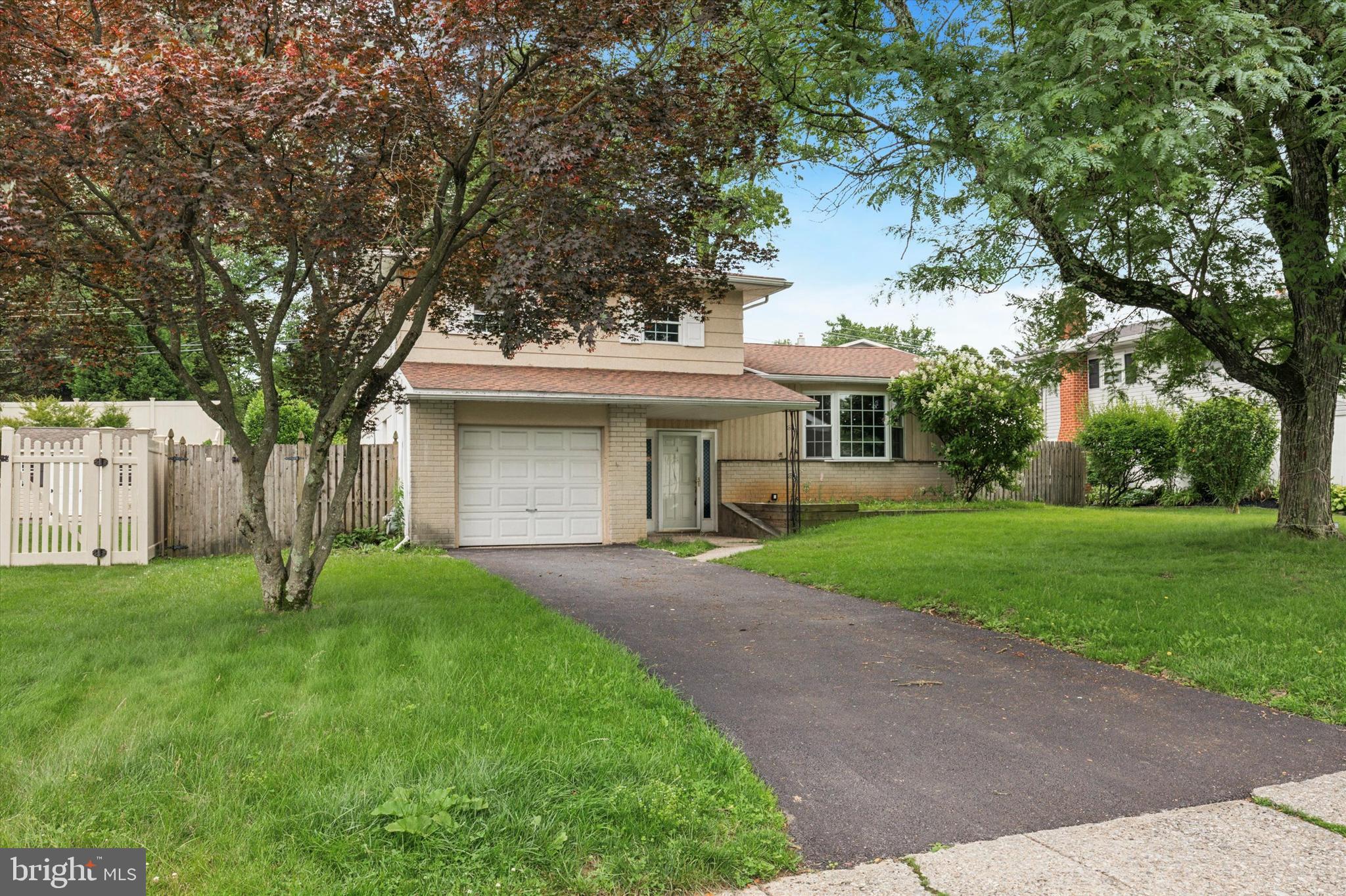 HENDERSON PARK - Residential