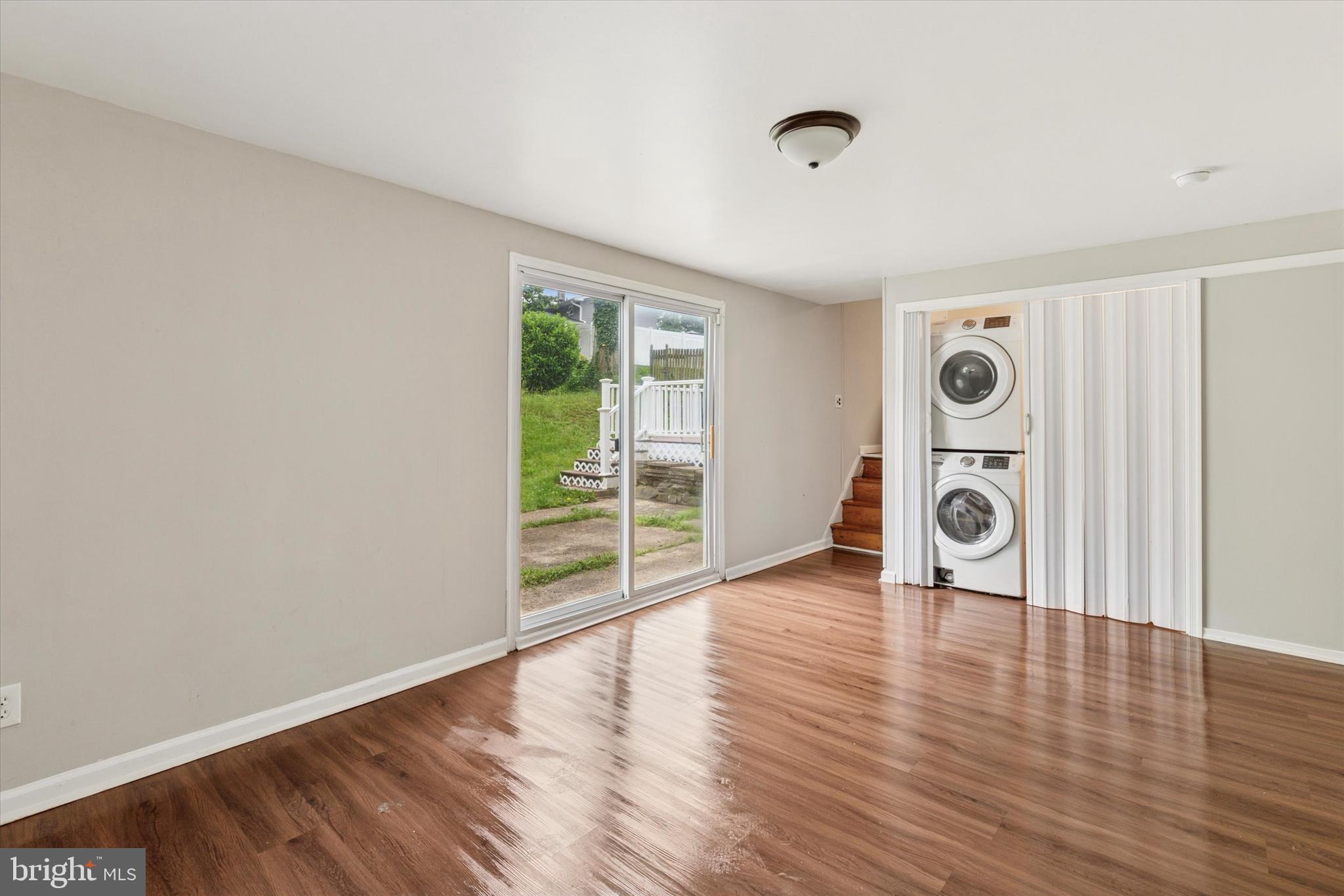 HENDERSON PARK - Residential