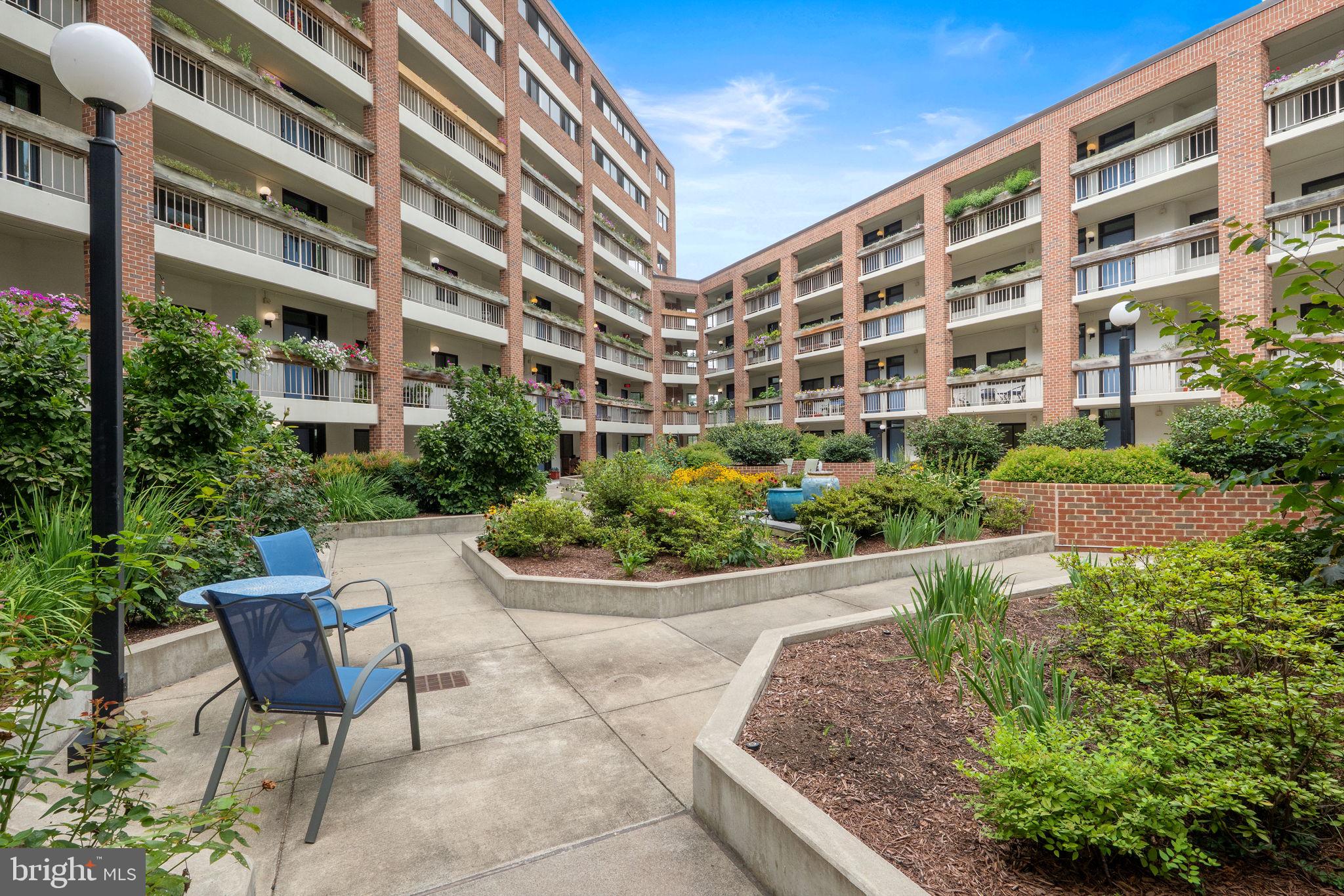 THOREAU PLACE CONDOS - Residential