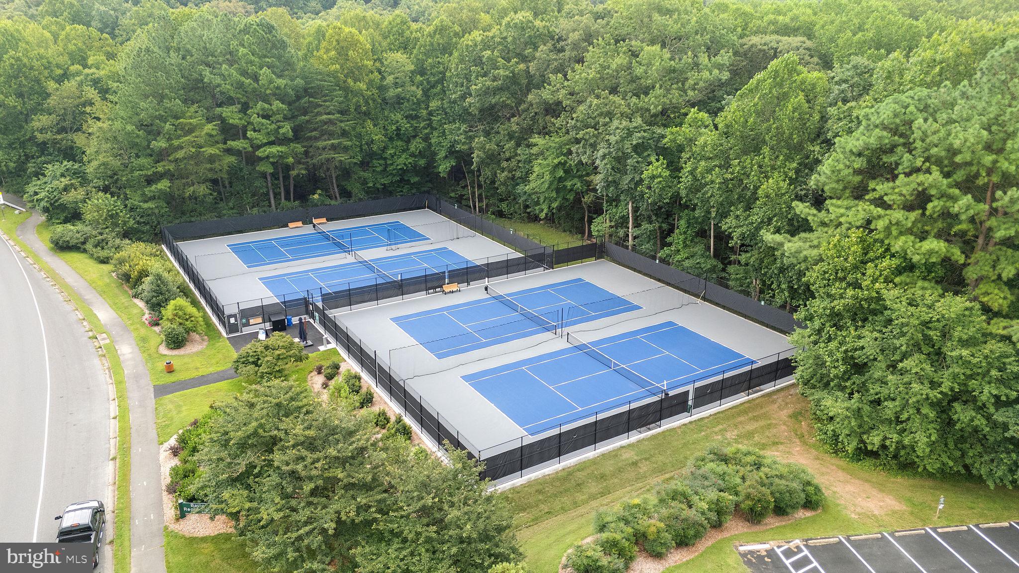 THOREAU PLACE CONDOS - Residential