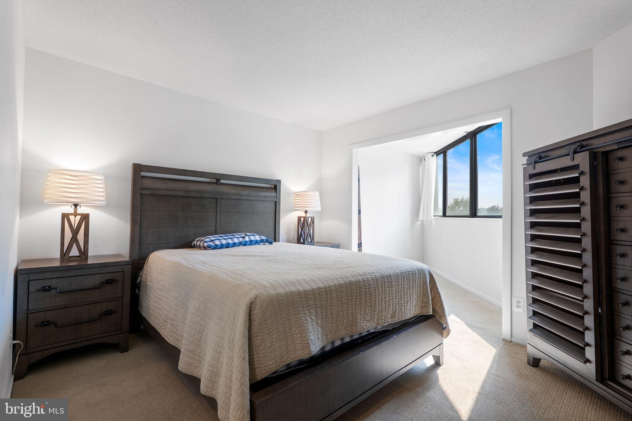 THOREAU PLACE CONDOS - Residential