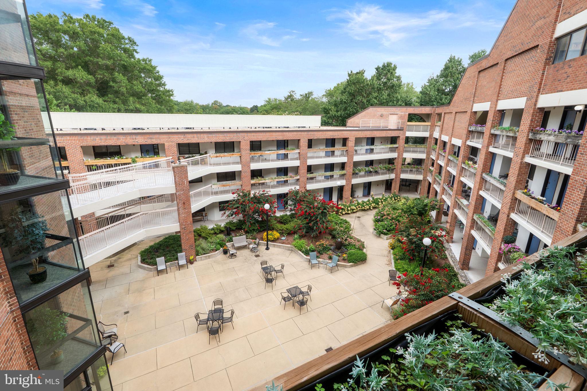 THOREAU PLACE CONDOS - Residential