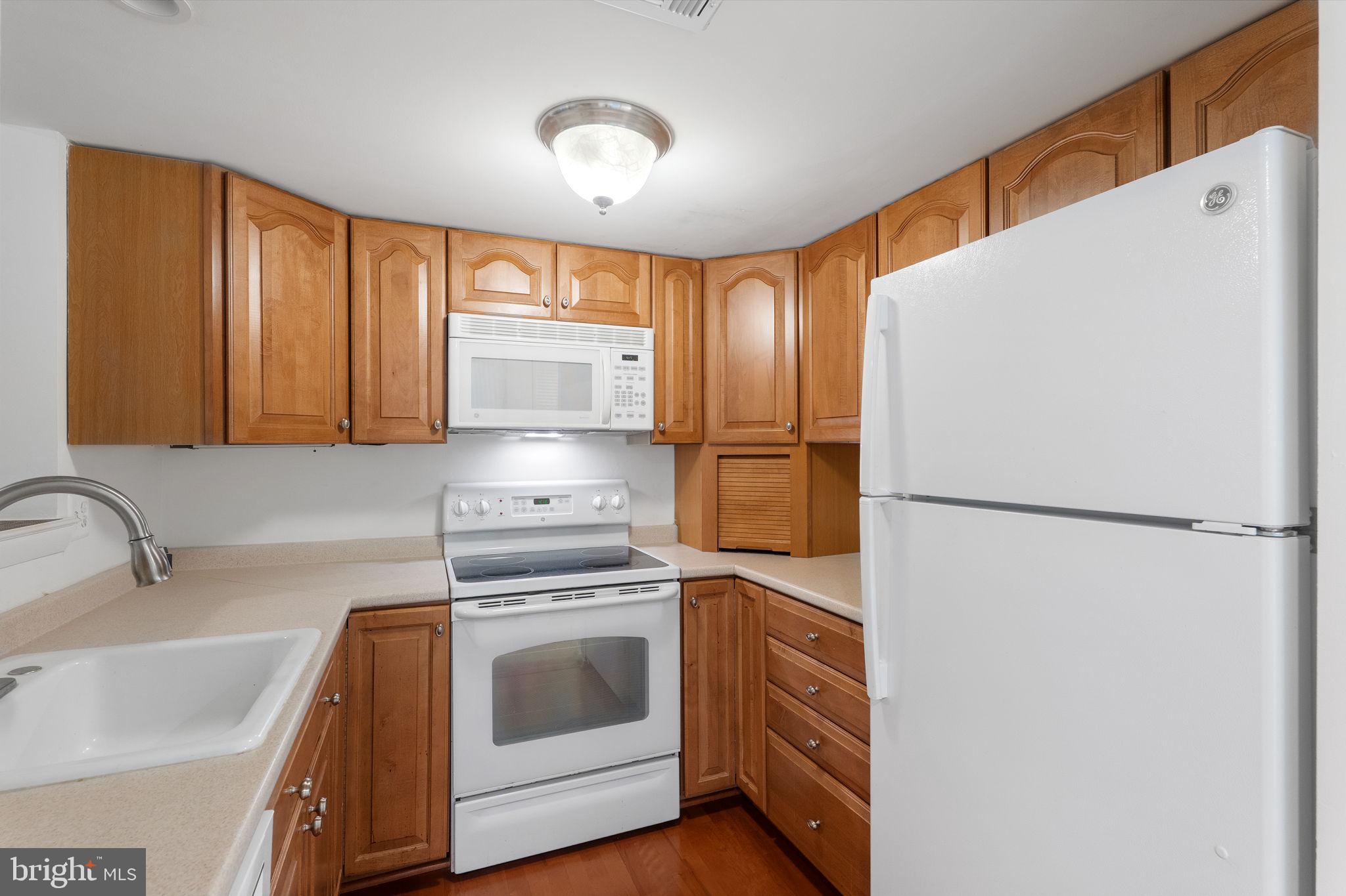 THOREAU PLACE CONDOS - Residential