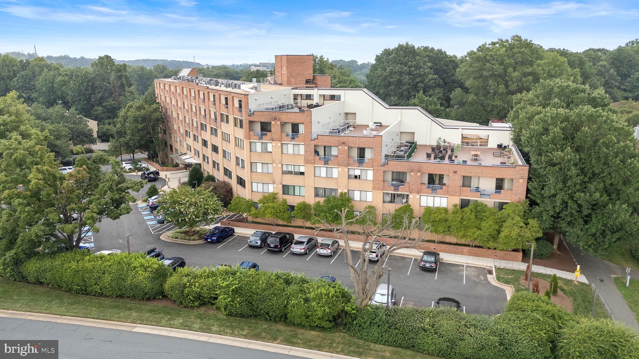 THOREAU PLACE CONDOS - Residential