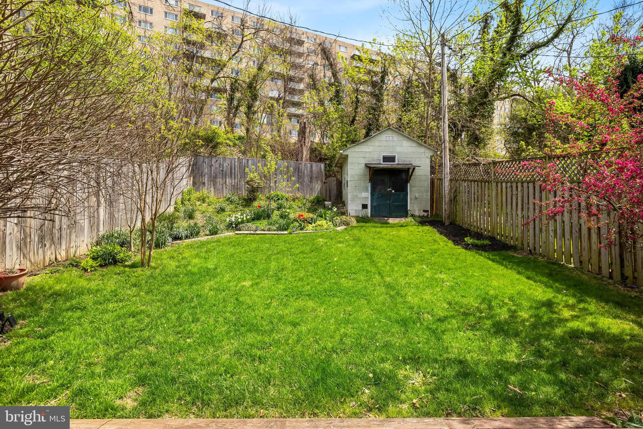 MOUNT WASHINGTON - Residential