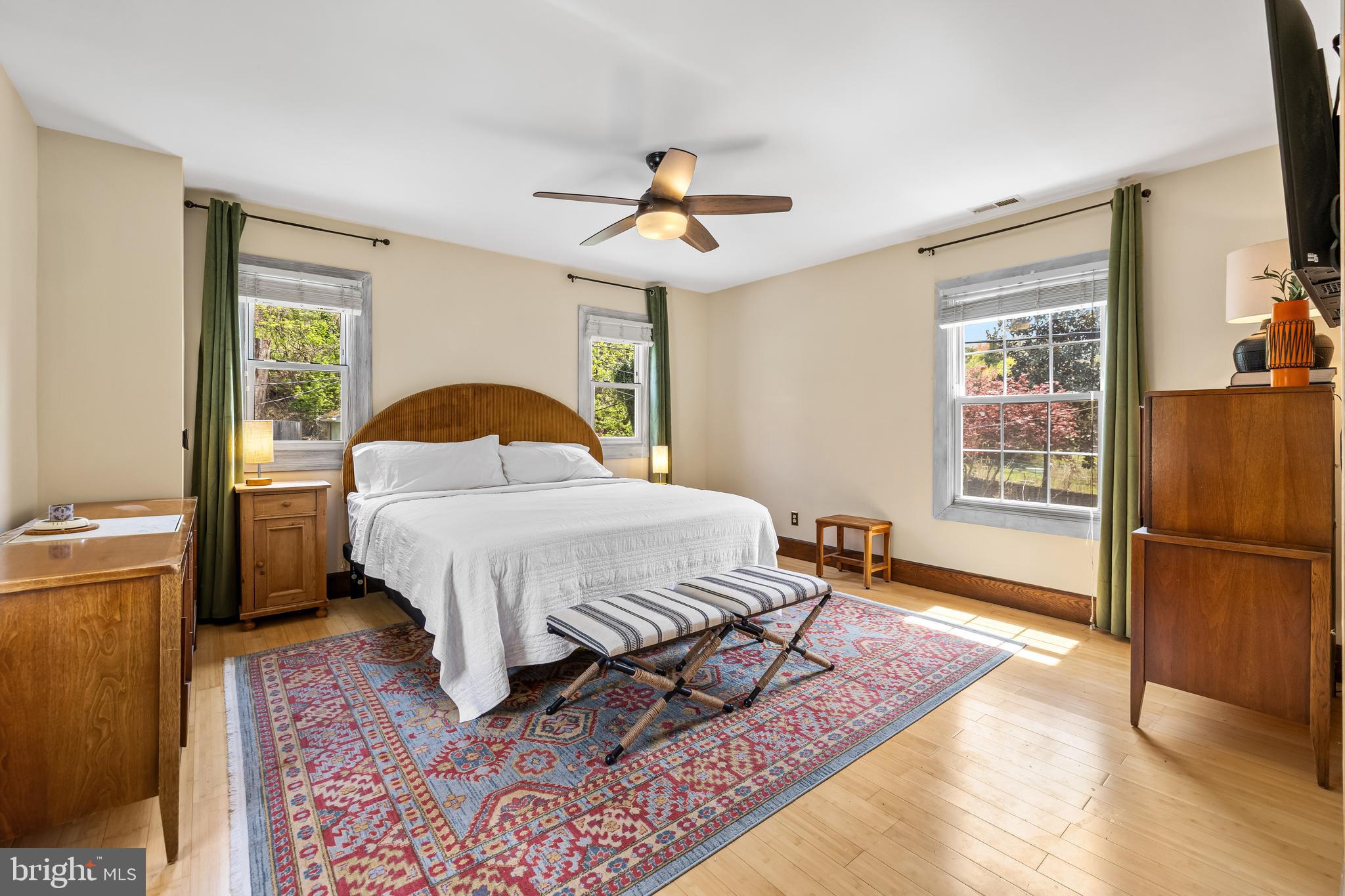 MOUNT WASHINGTON - Residential