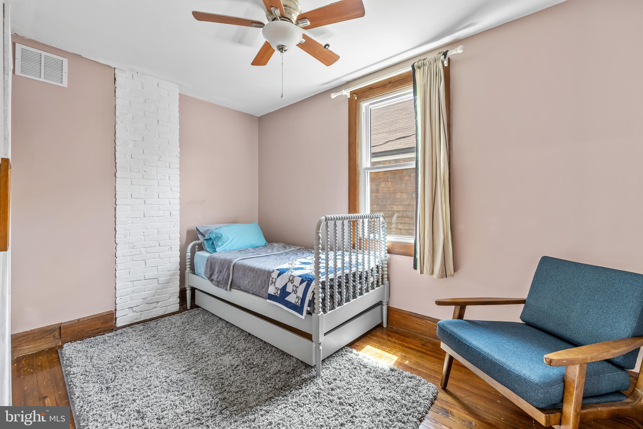 MOUNT WASHINGTON - Residential