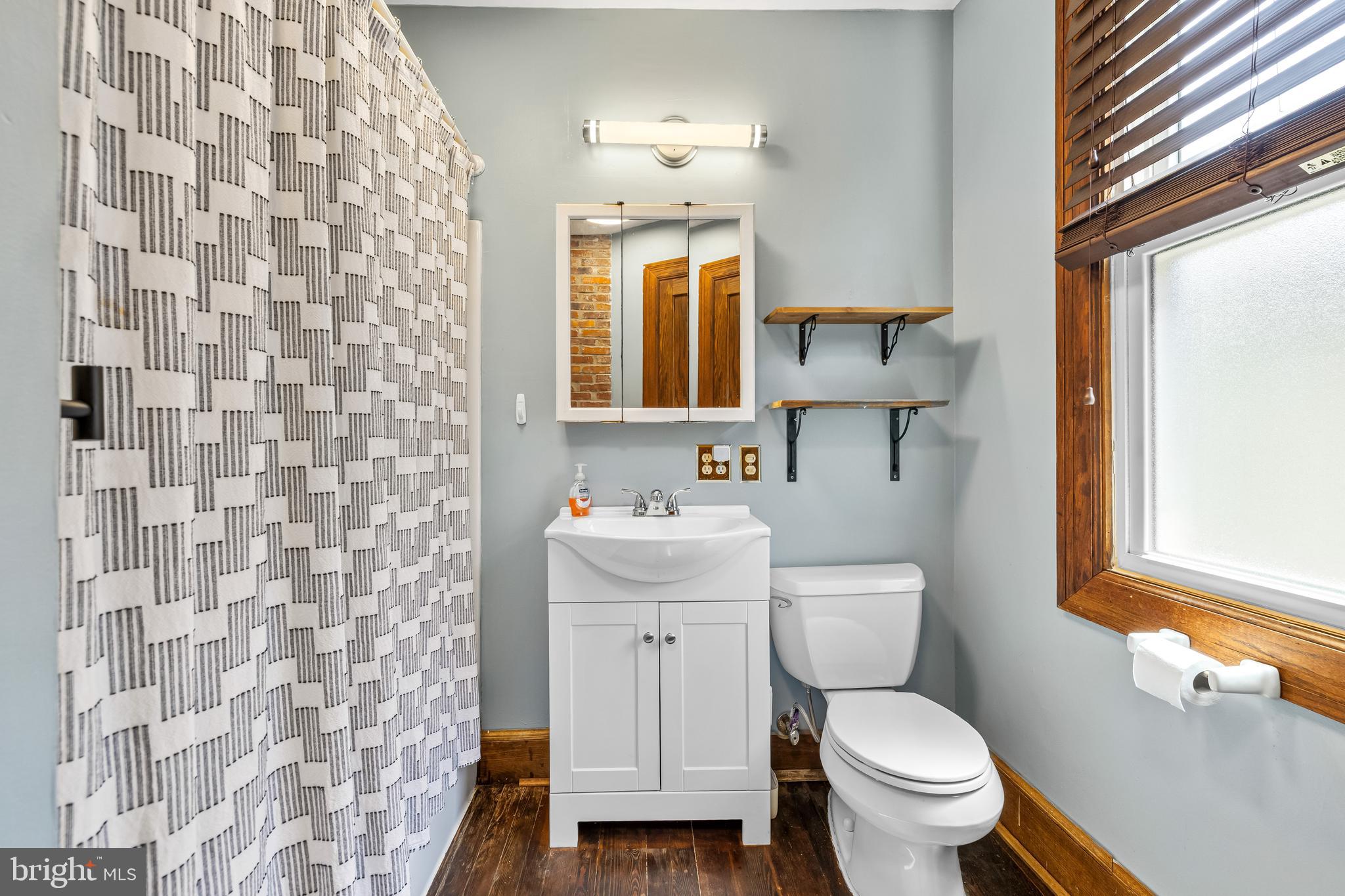 MOUNT WASHINGTON - Residential