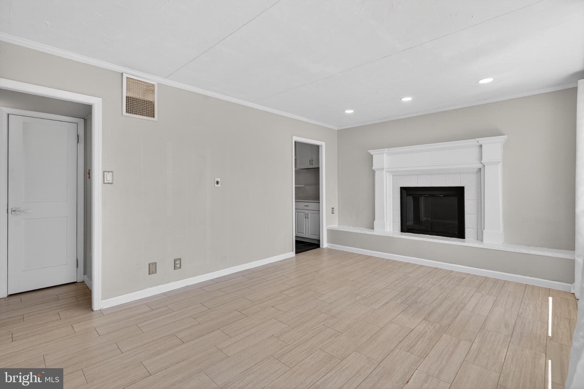 FAIRLESS HILLS - Residential