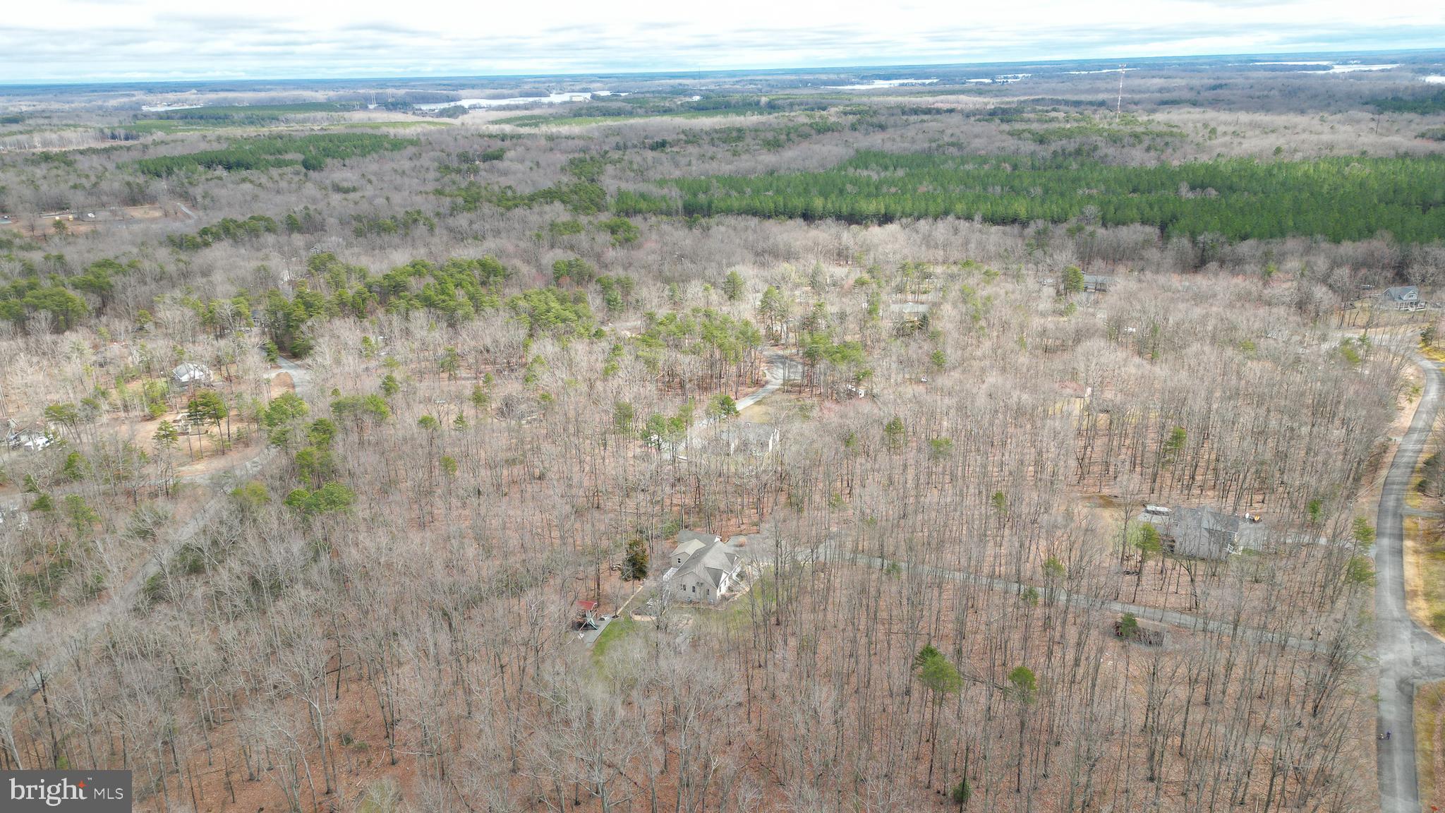 PINE HARBOUR - Residential