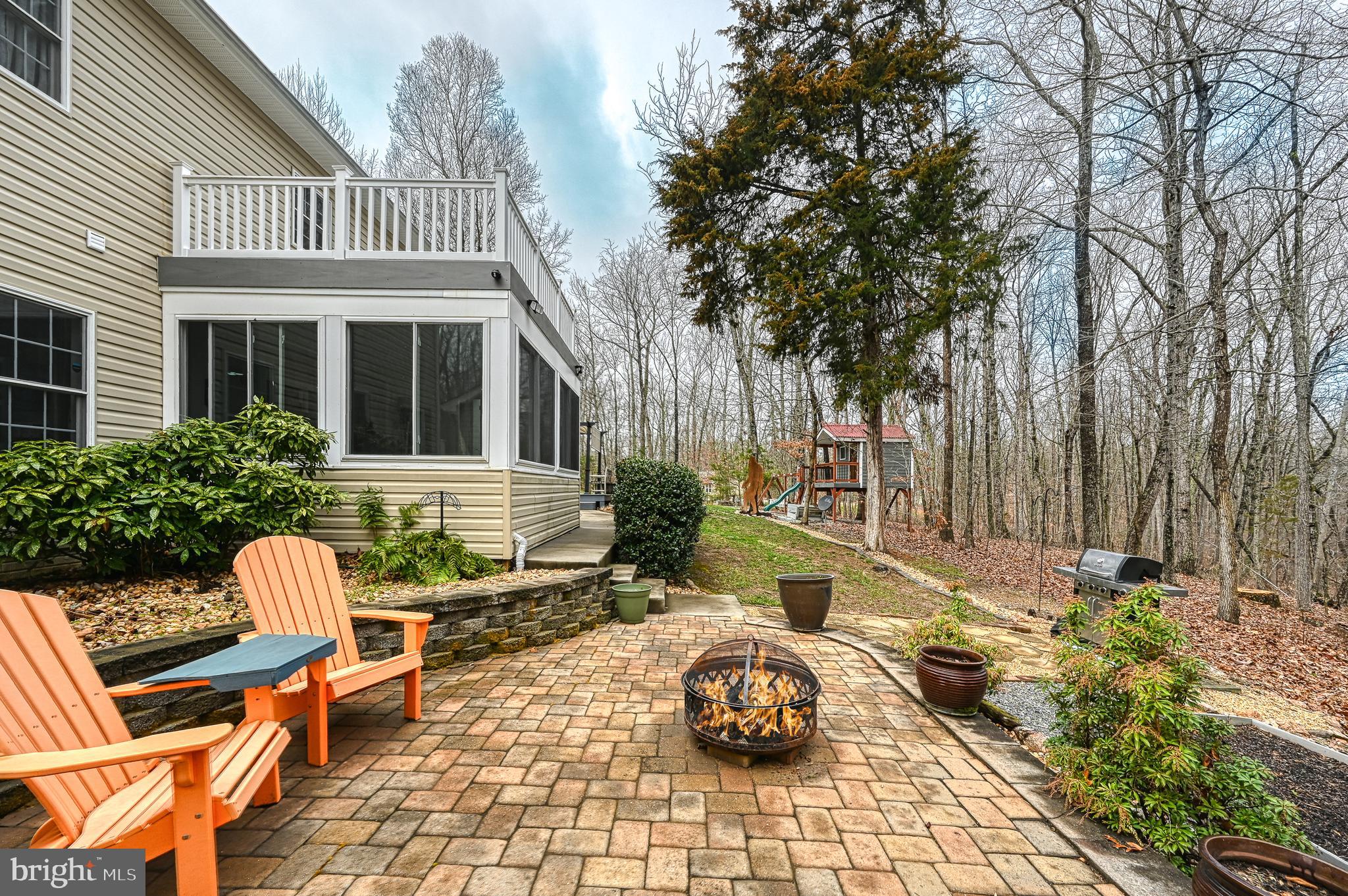 PINE HARBOUR - Residential