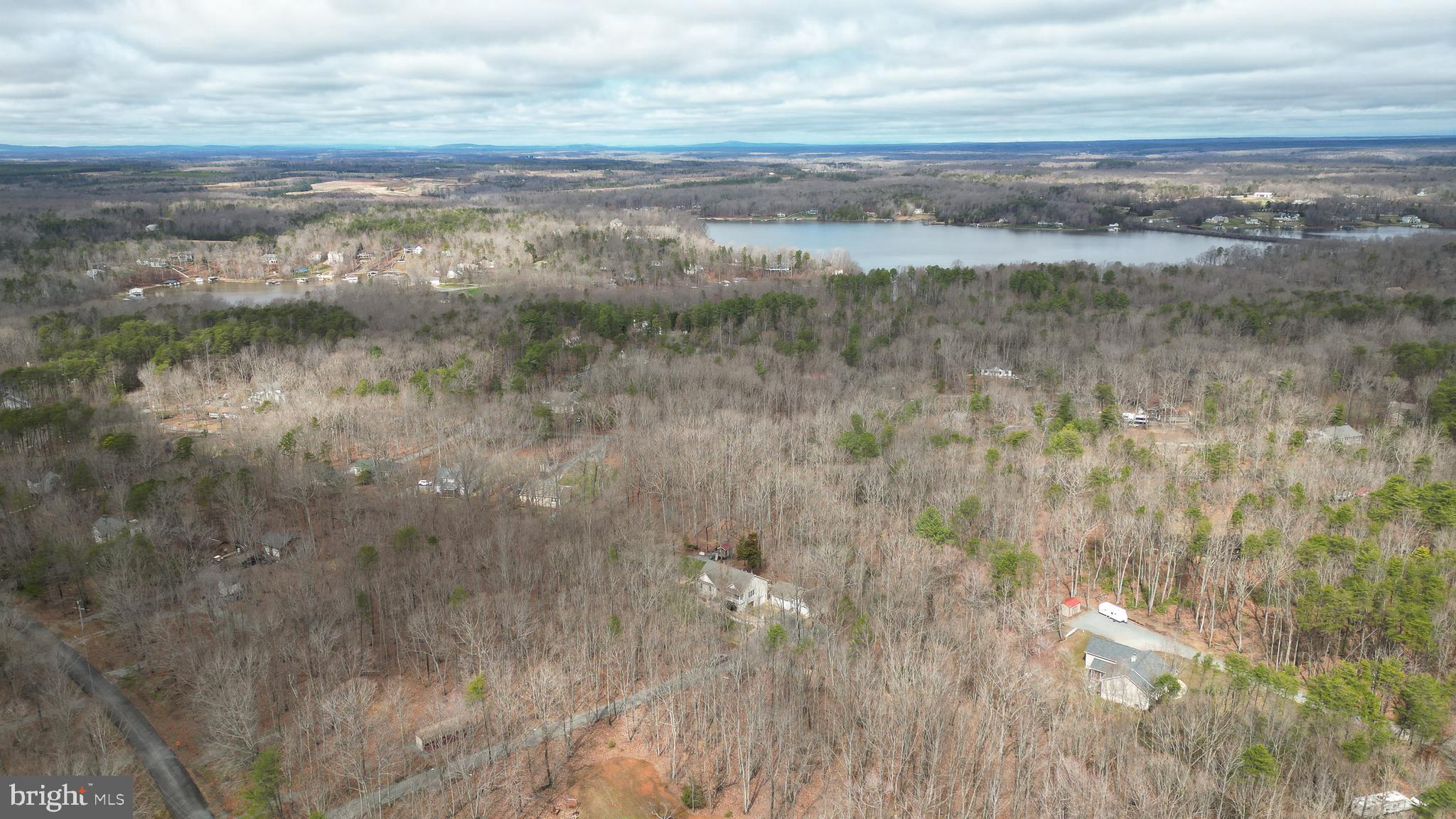 PINE HARBOUR - Residential