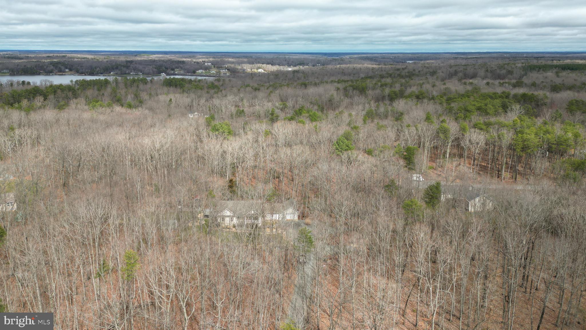 PINE HARBOUR - Residential