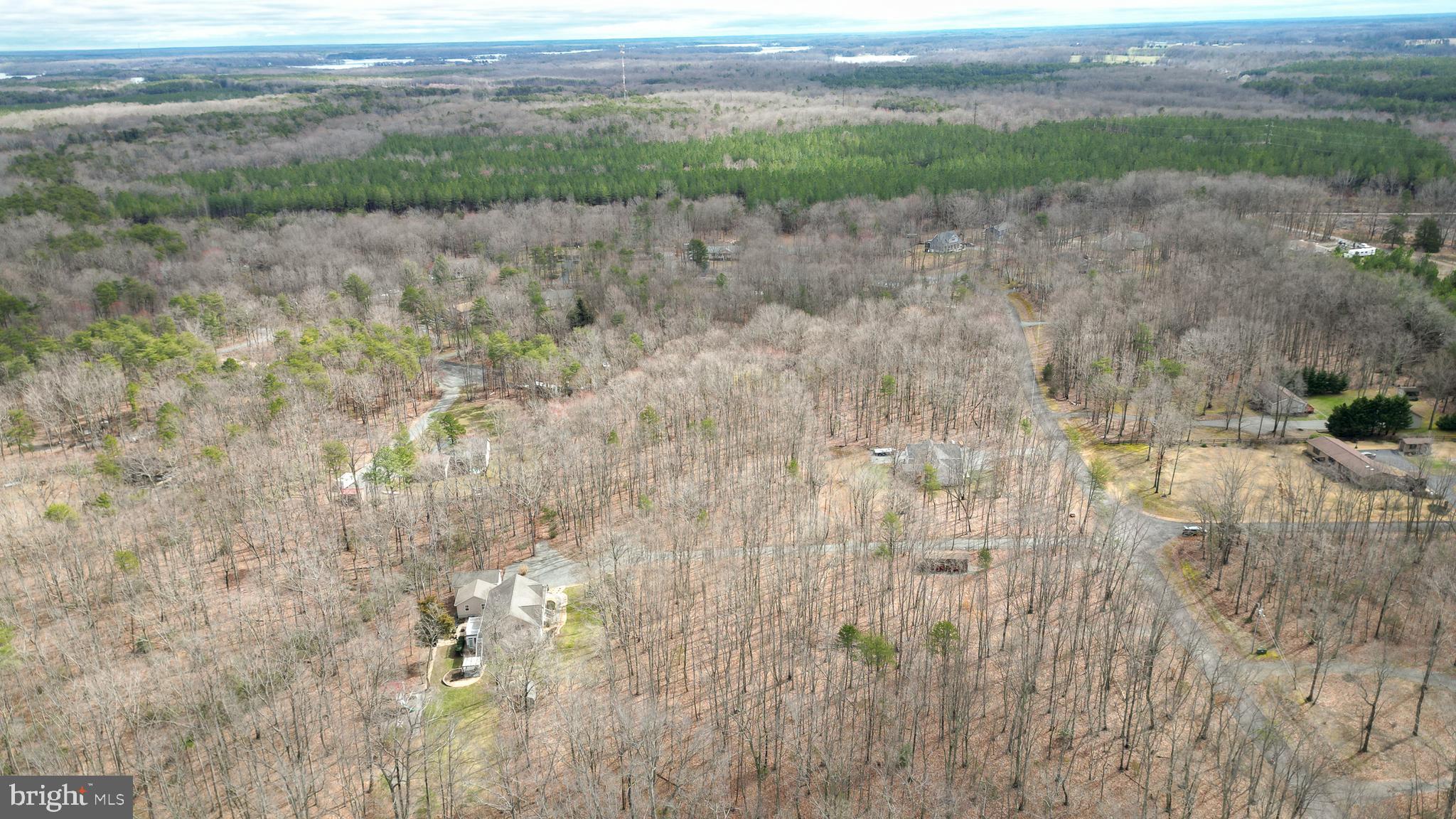 PINE HARBOUR - Residential