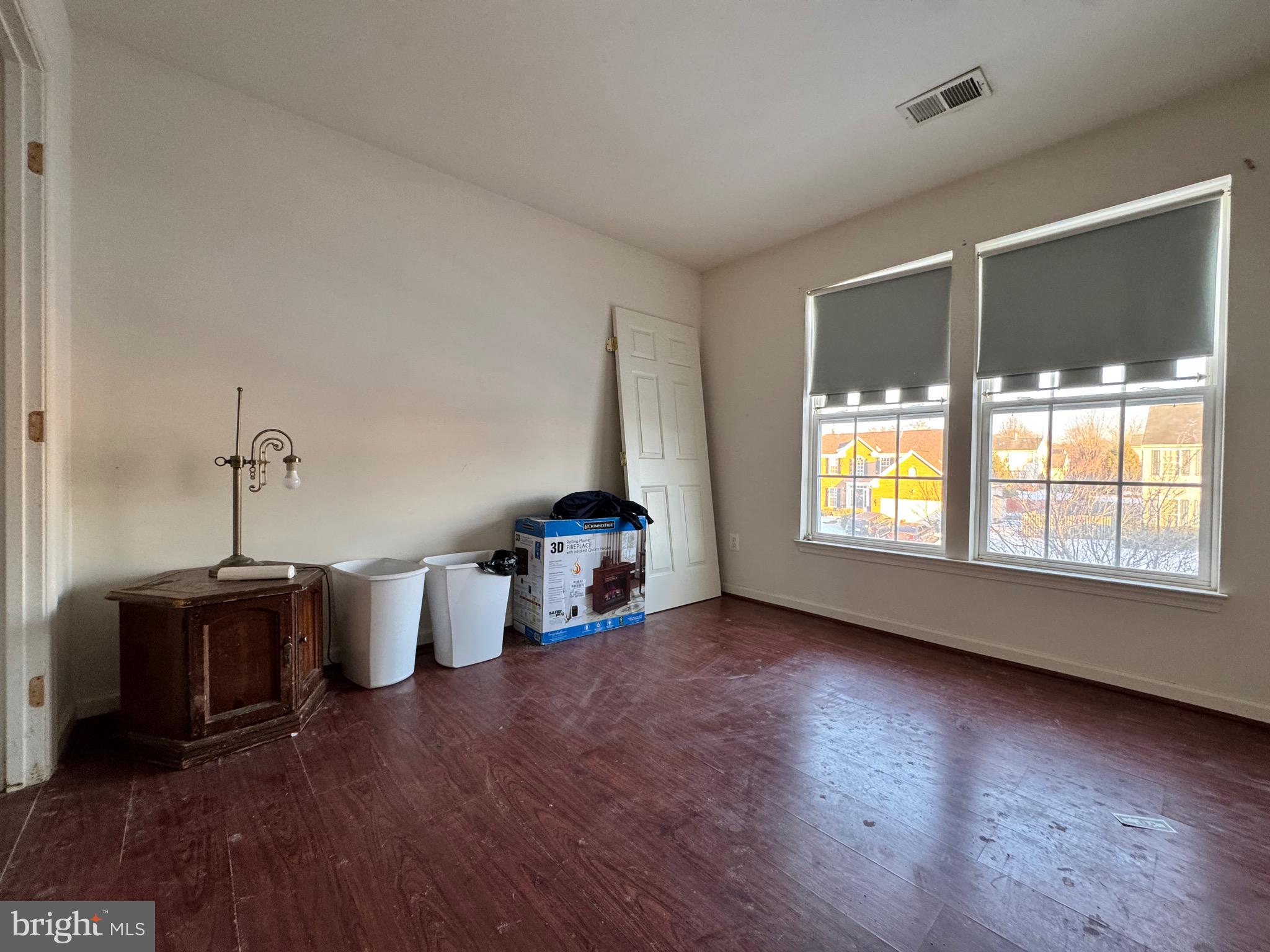 GREEN MEADOWS - Residential