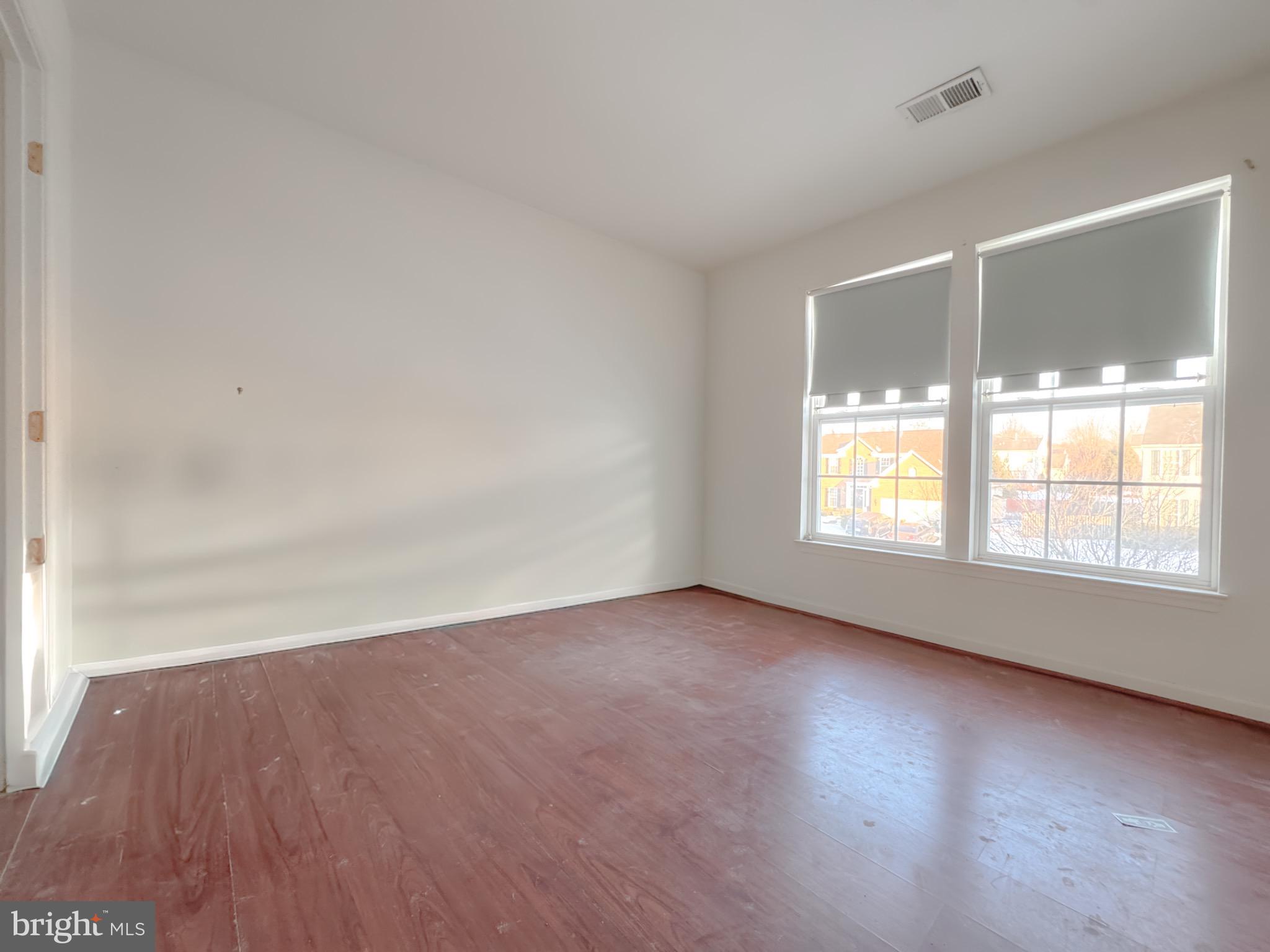 GREEN MEADOWS - Residential