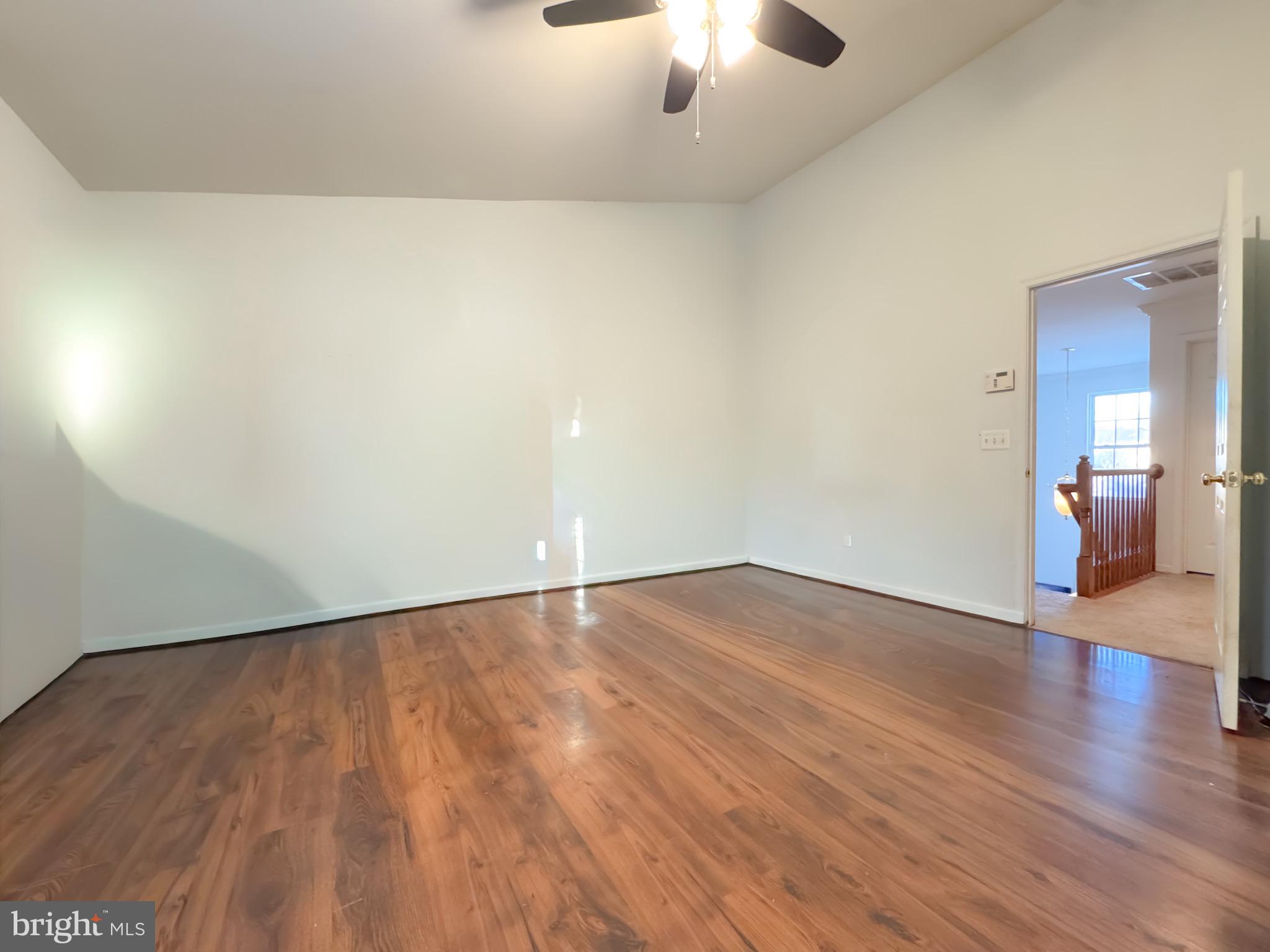 GREEN MEADOWS - Residential