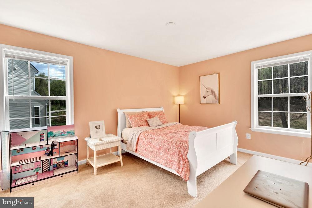 STONEGATE ESTATES - Residential