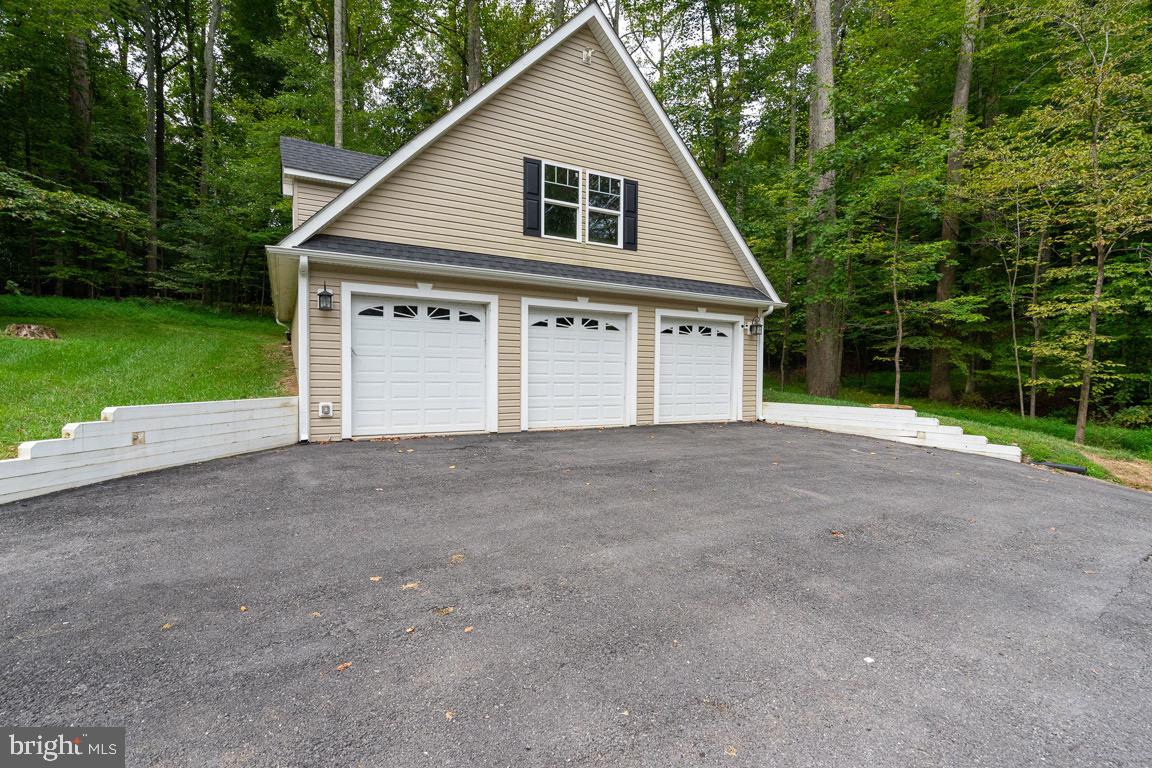 BROCK HALL PLAT 6 - Residential Lease