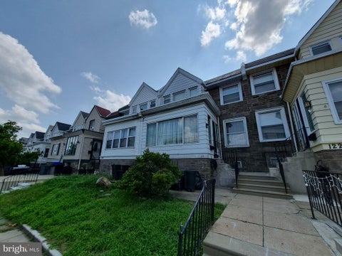 Townhouse For Sale - 1230 Van Kirk Street<br/> Philadelphia County, PHILADELPHIA, PA 19149
