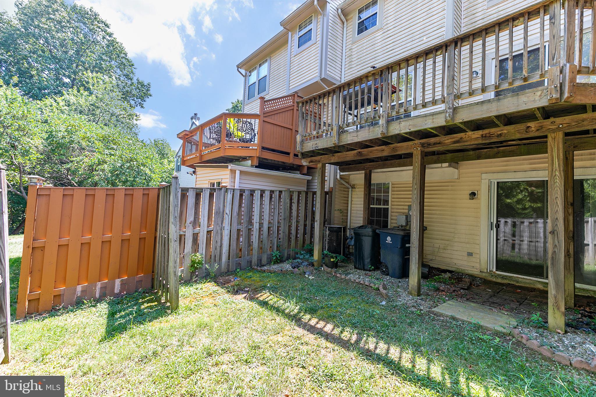 WESTLAKE - Residential