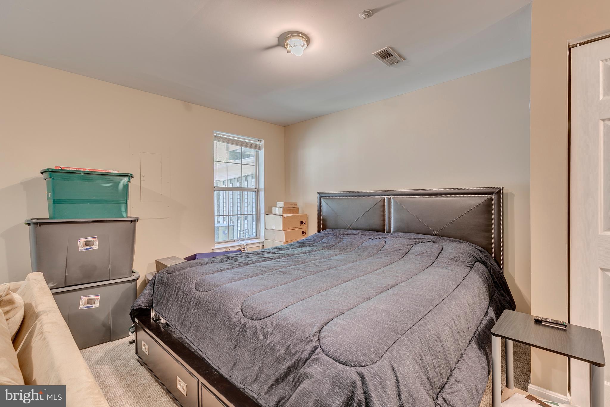 WESTLAKE - Residential