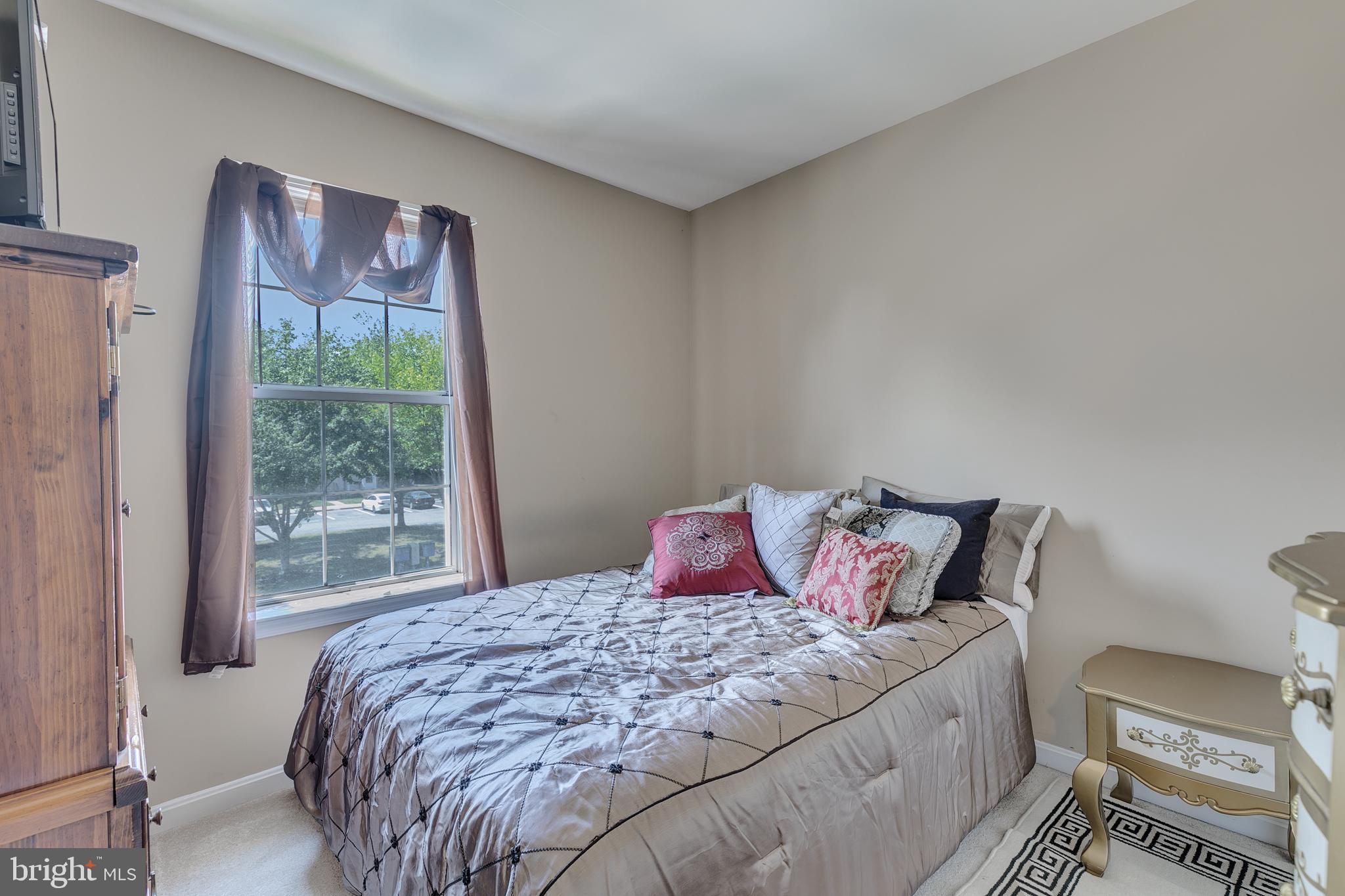 WESTLAKE - Residential