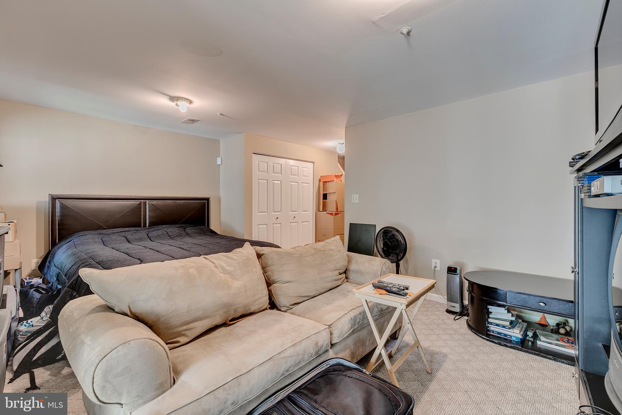 WESTLAKE - Residential