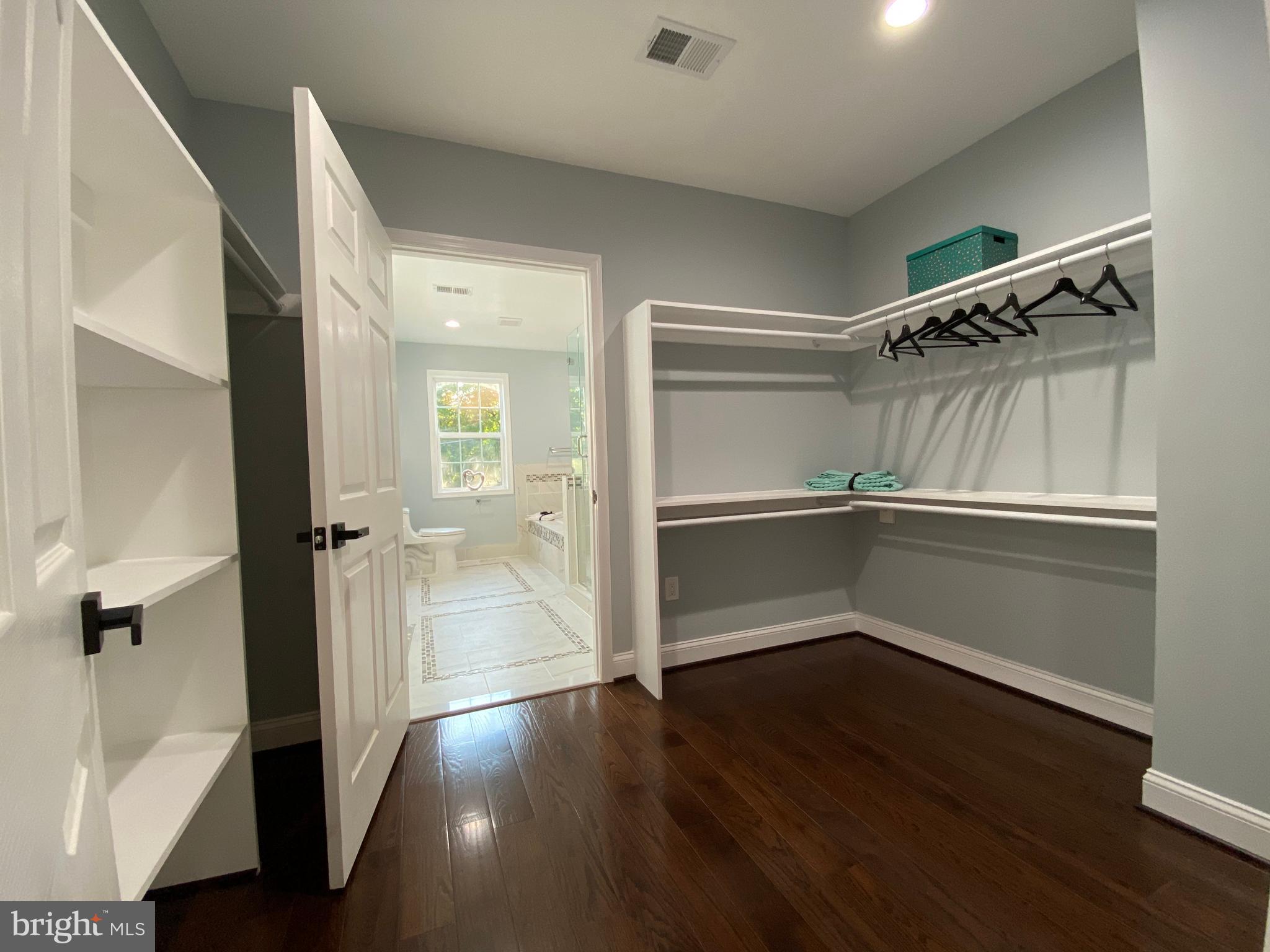 MCKENNEY HILLS - Residential